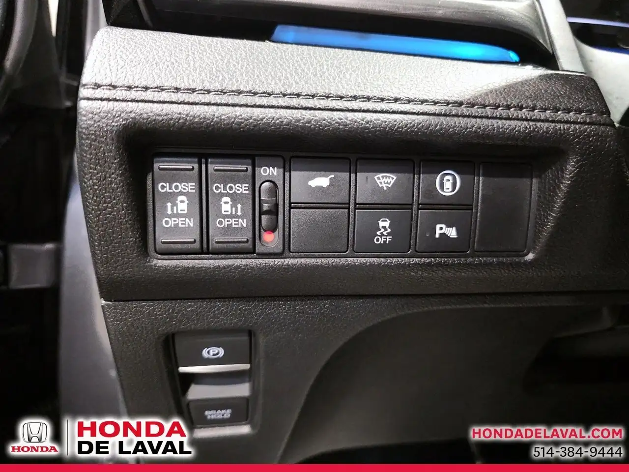 Honda Odyssey снимка Honda Odyssey