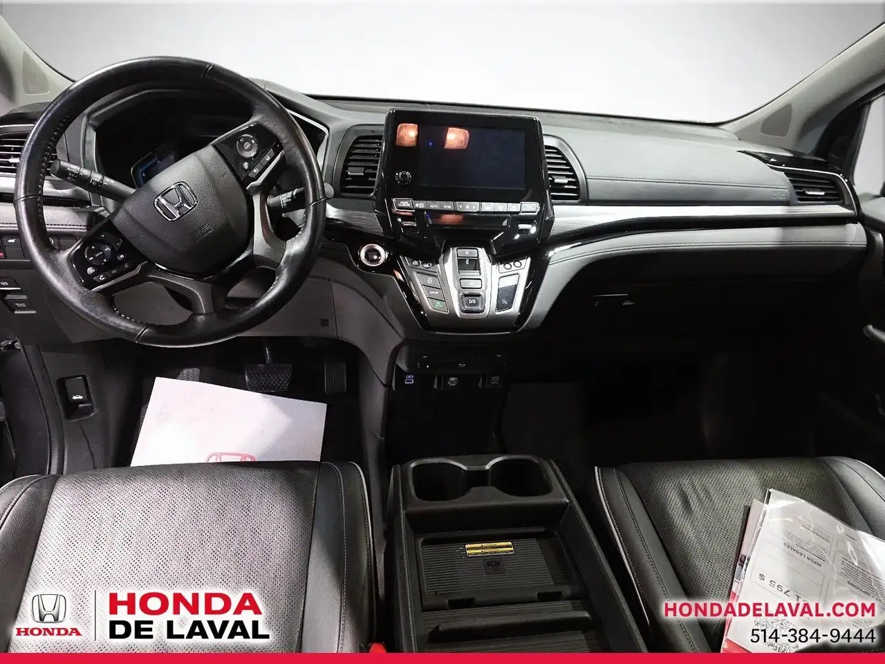Honda Odyssey снимка Honda Odyssey