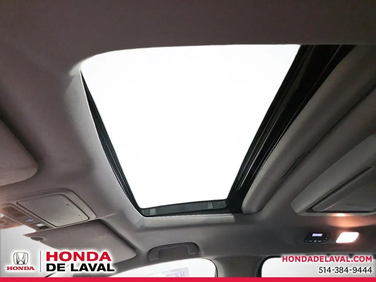 Honda Odyssey снимка Honda Odyssey
