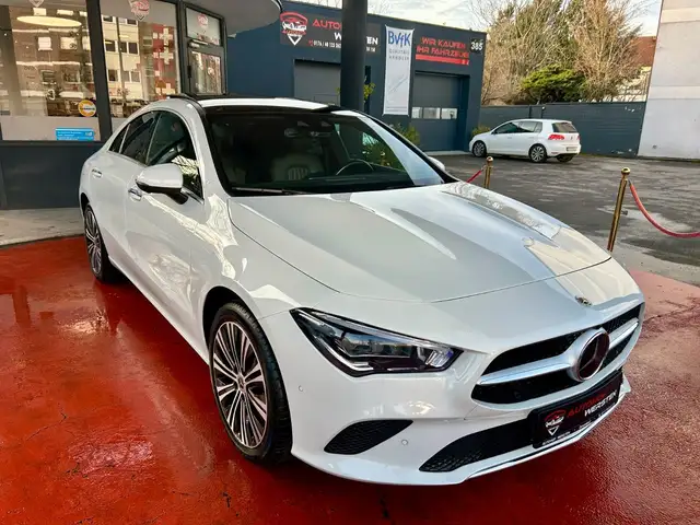 Mercedes-Benz CLA 250 e 8G-DCT Progressive Panorama Kamera Led