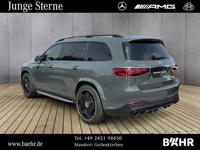 Mercedes-Benz GLS view 3
