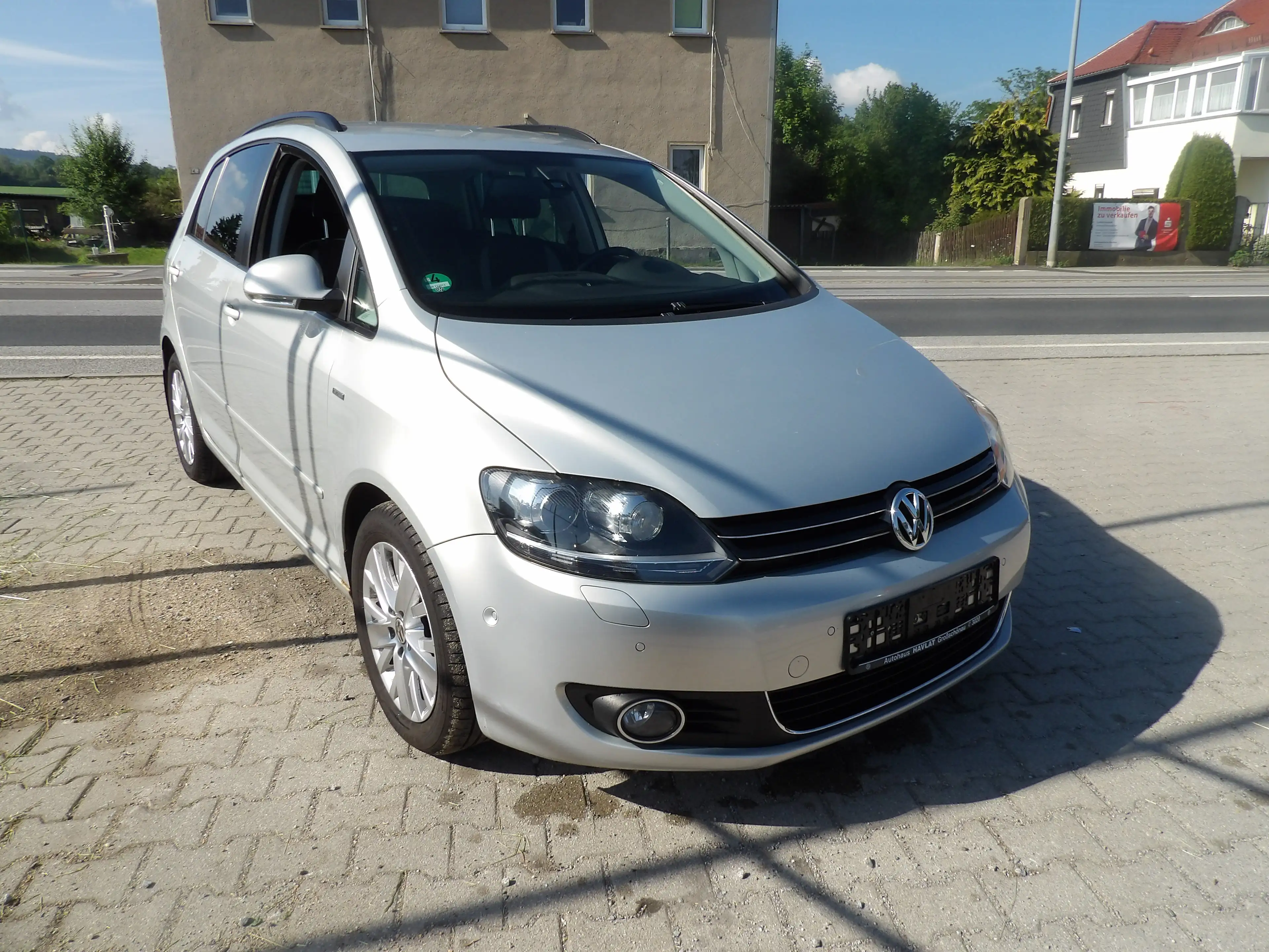 Volkswagen Golf Plus Life Automatik Klima PDC Winterräder HU AU Neu — photo 4