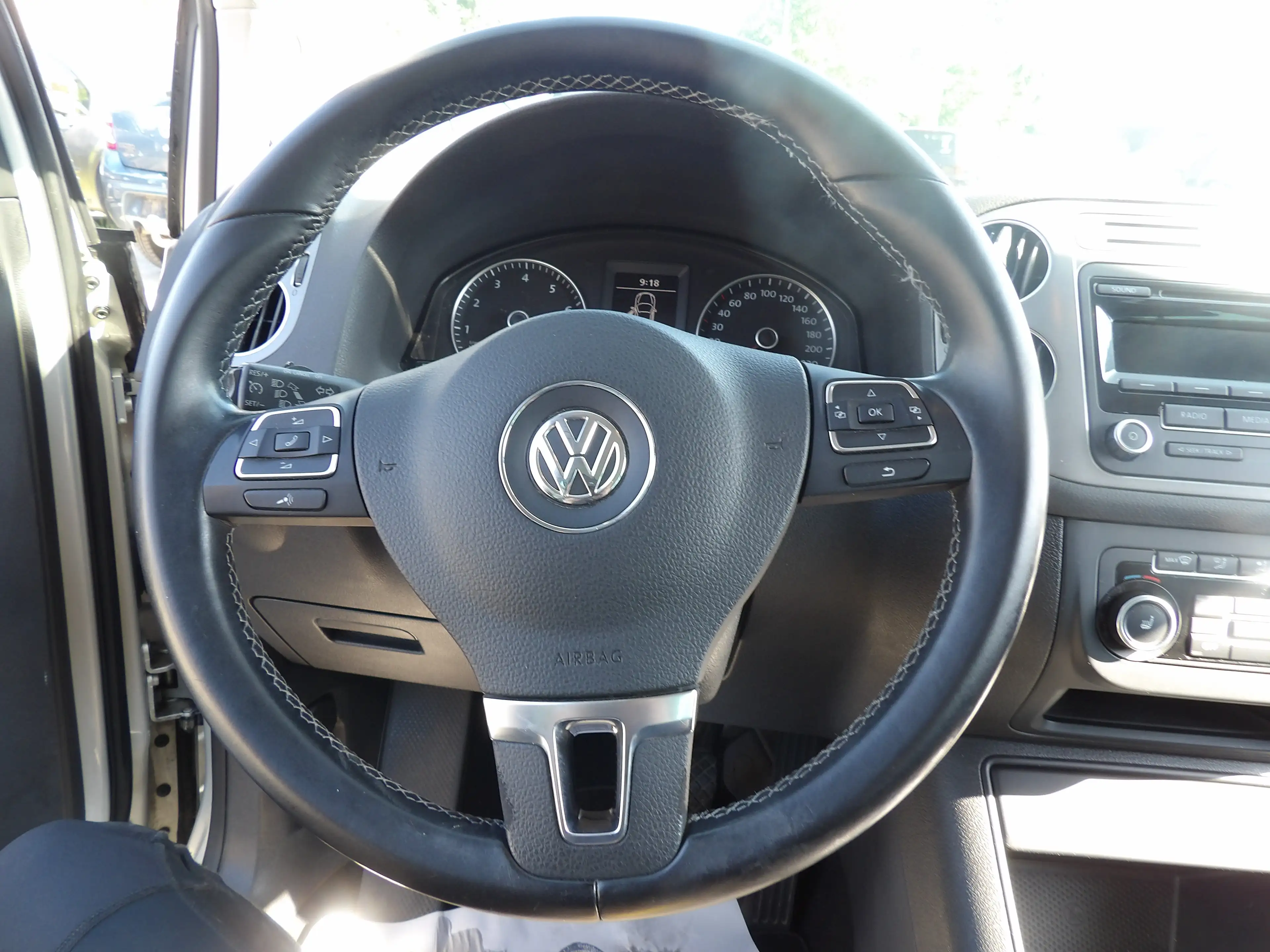 Volkswagen Golf Plus Life Automatik Klima PDC Winterräder HU AU Neu — photo 15