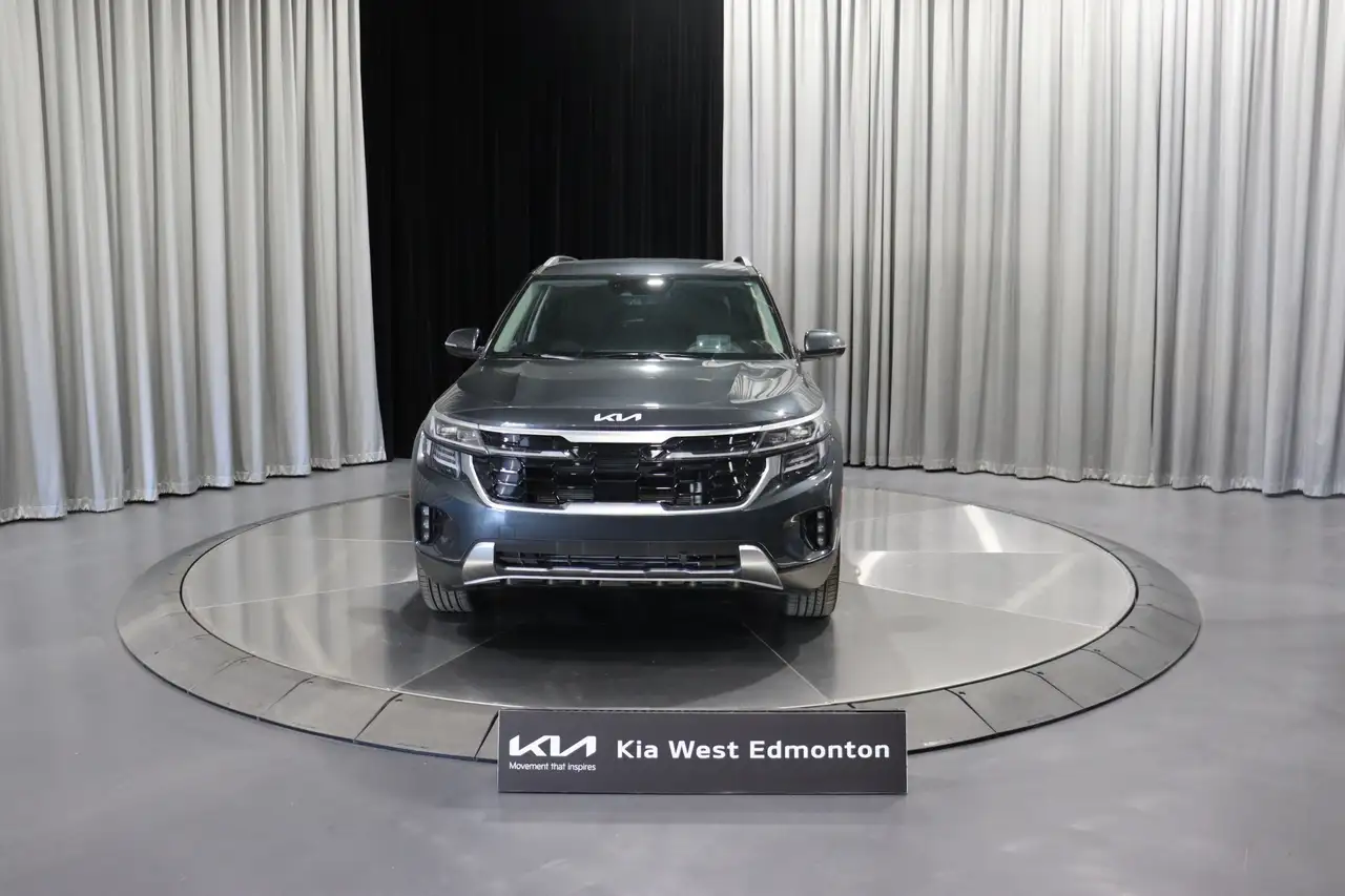 Kia Seltos снимка Kia Seltos