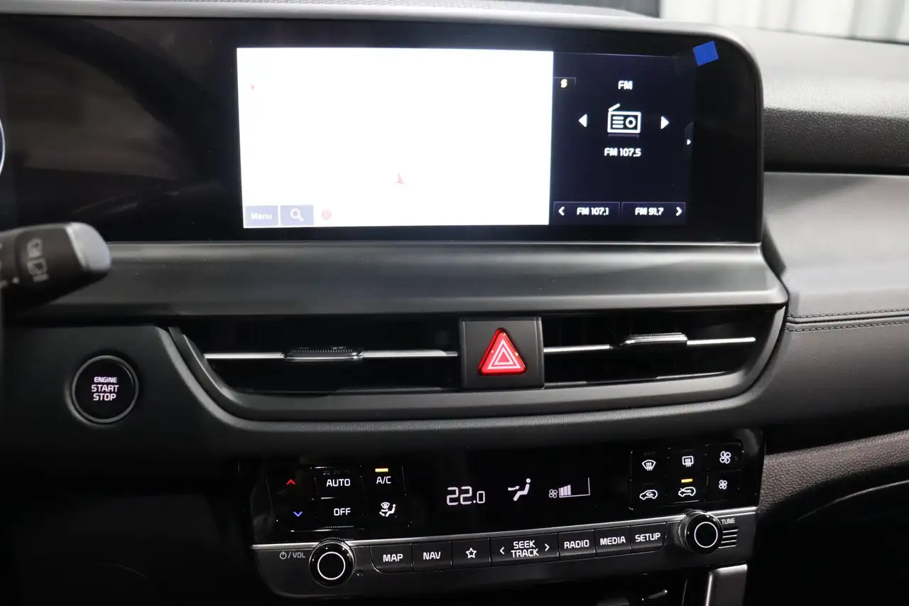 Kia Seltos снимка Kia Seltos