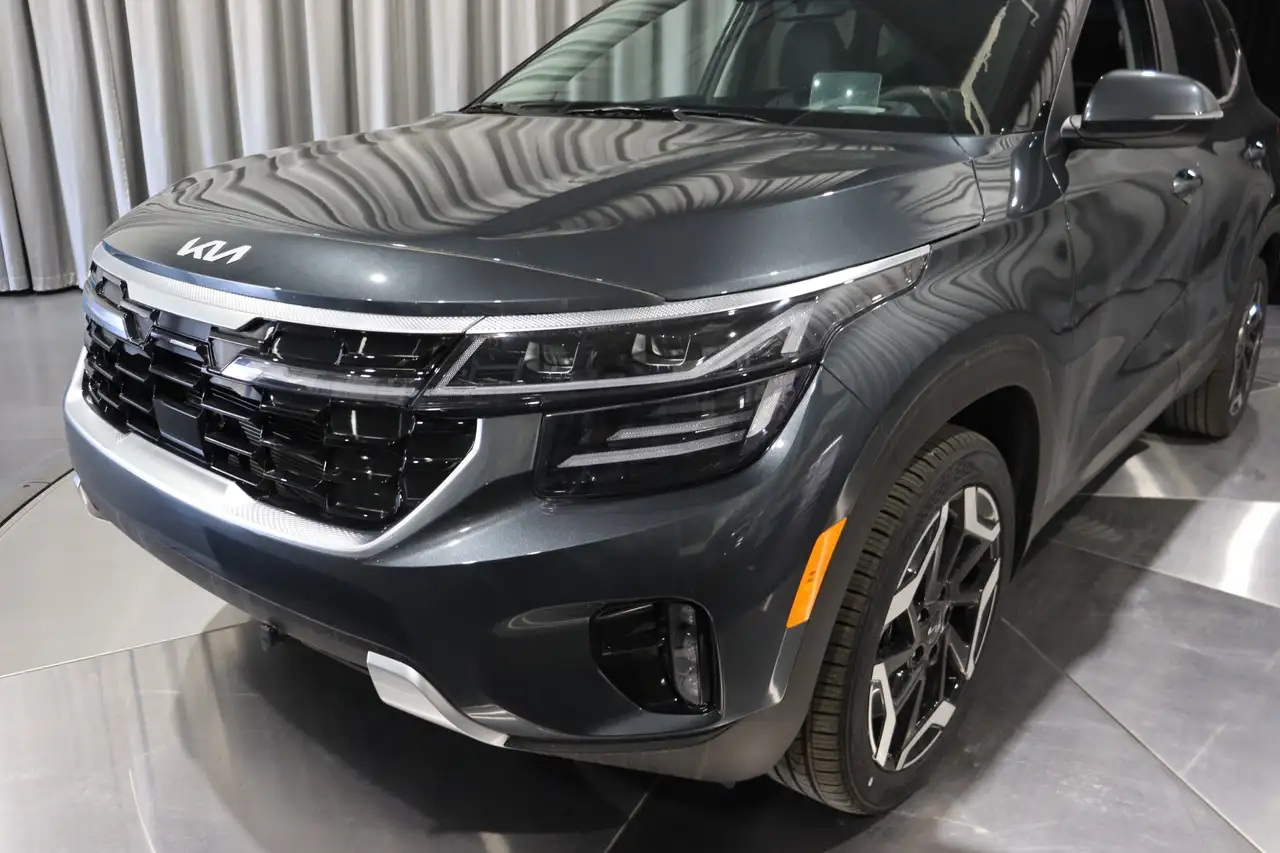 Kia Seltos снимка Kia Seltos