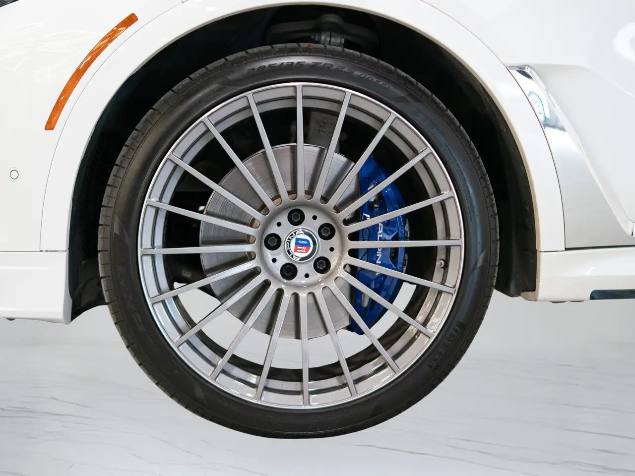 BMW X7 снимка BMW X7
