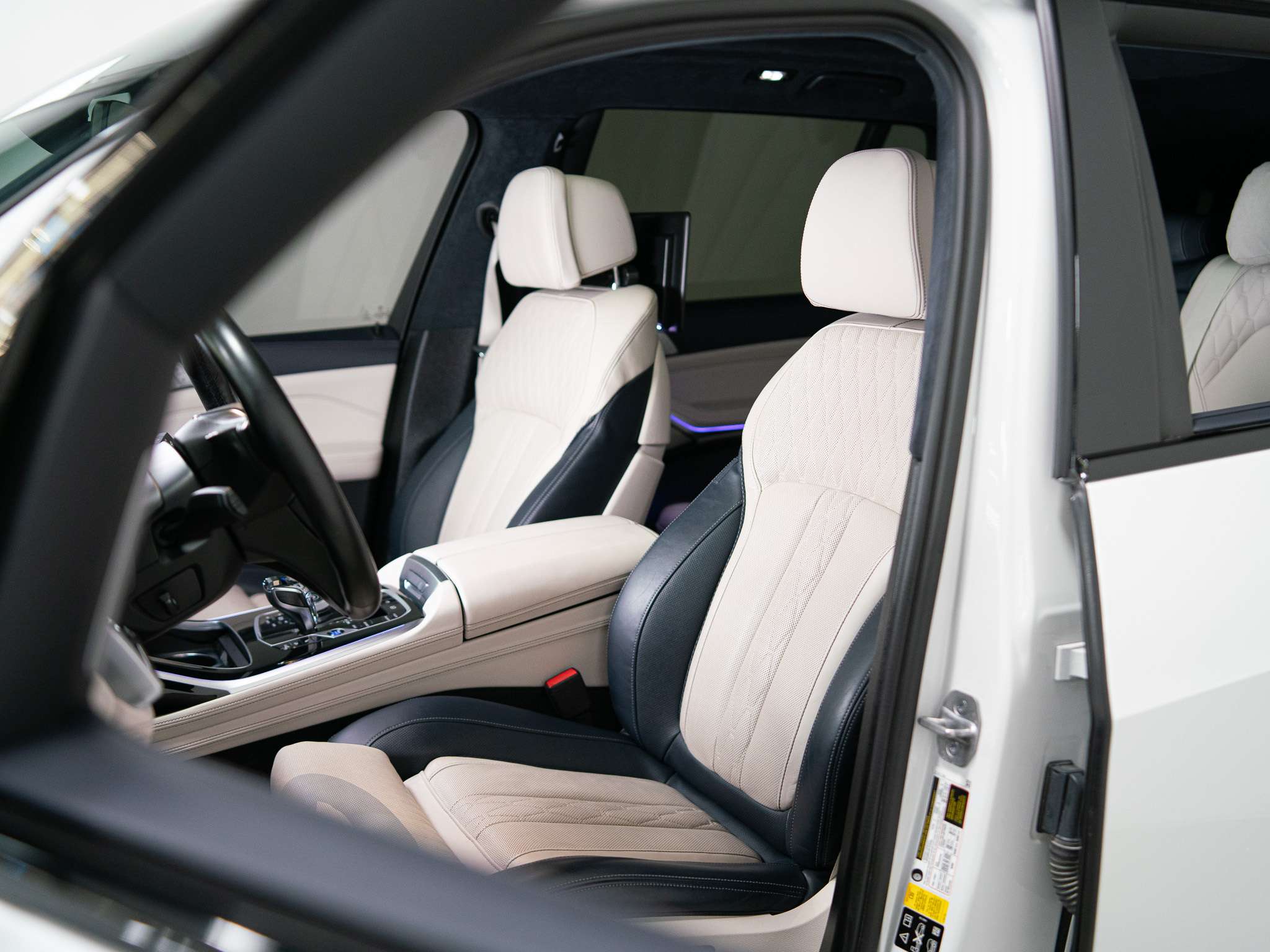 used 2021 BMW X7 car, priced at $89,900
