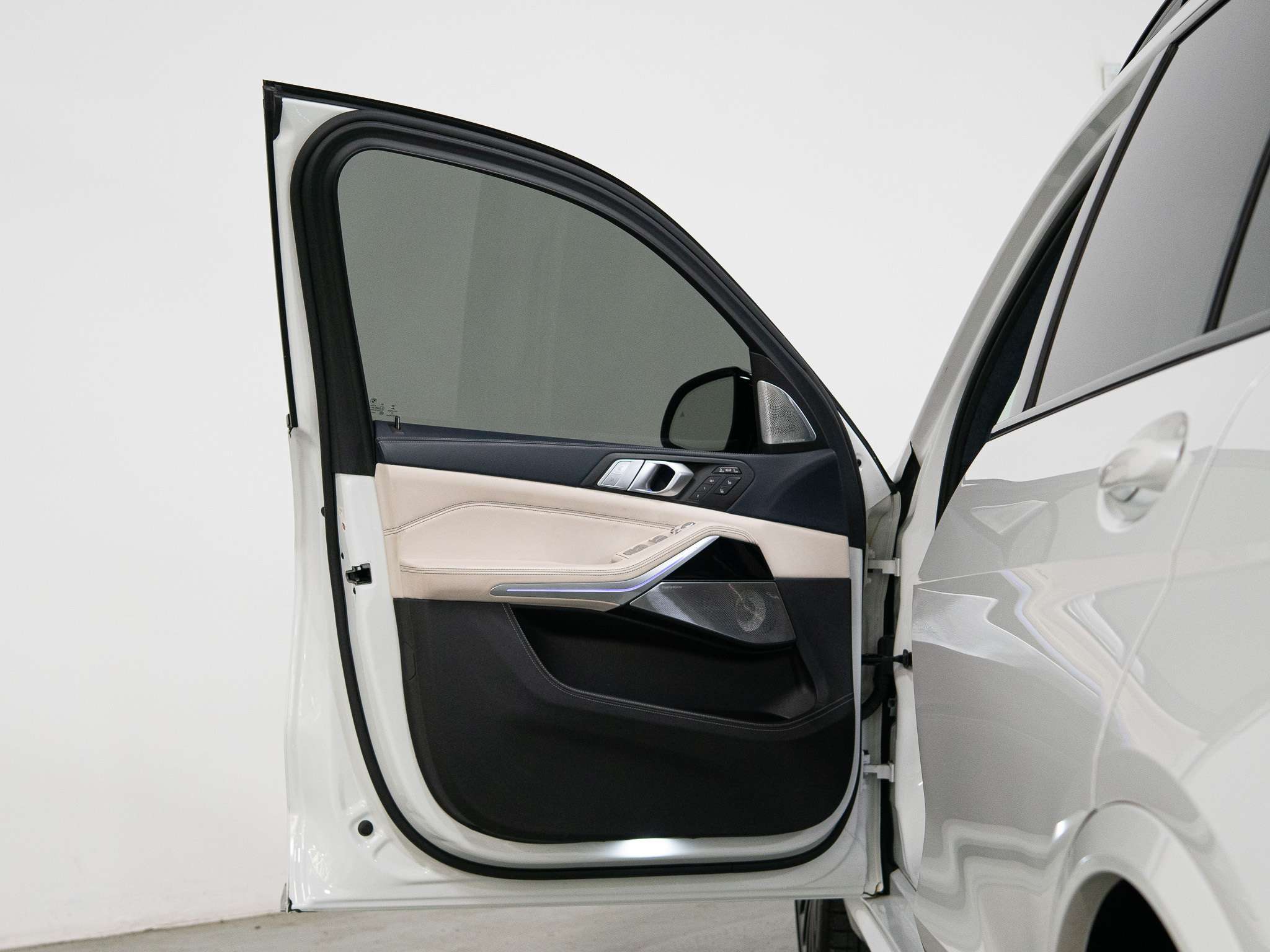 used 2021 BMW X7 car, priced at $89,900
