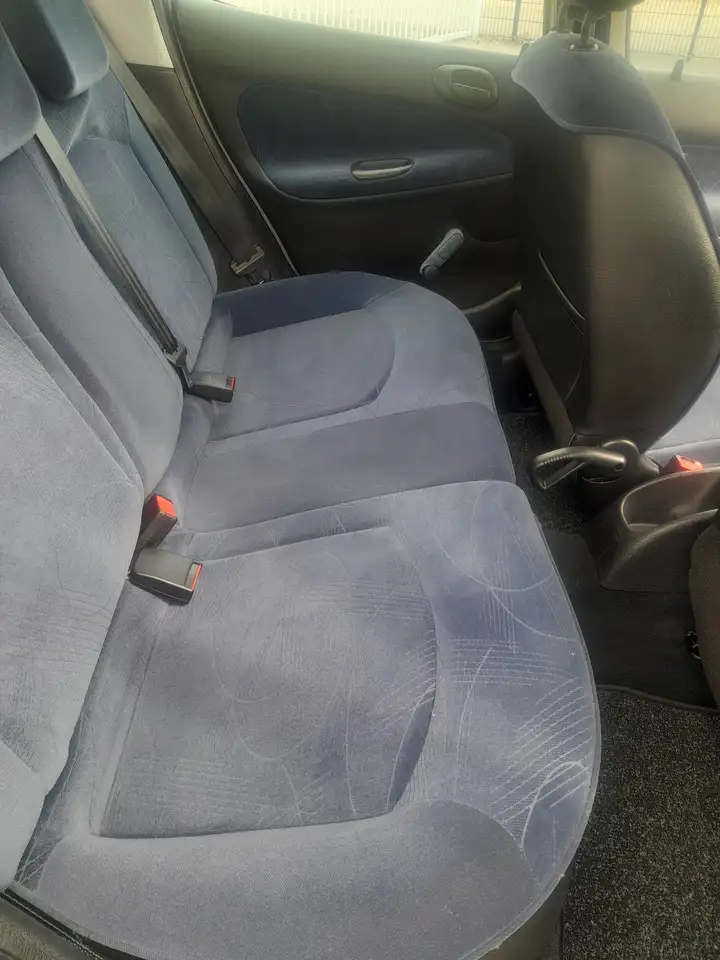 Peugeot 206 1.4 XT Aut., foto 9
