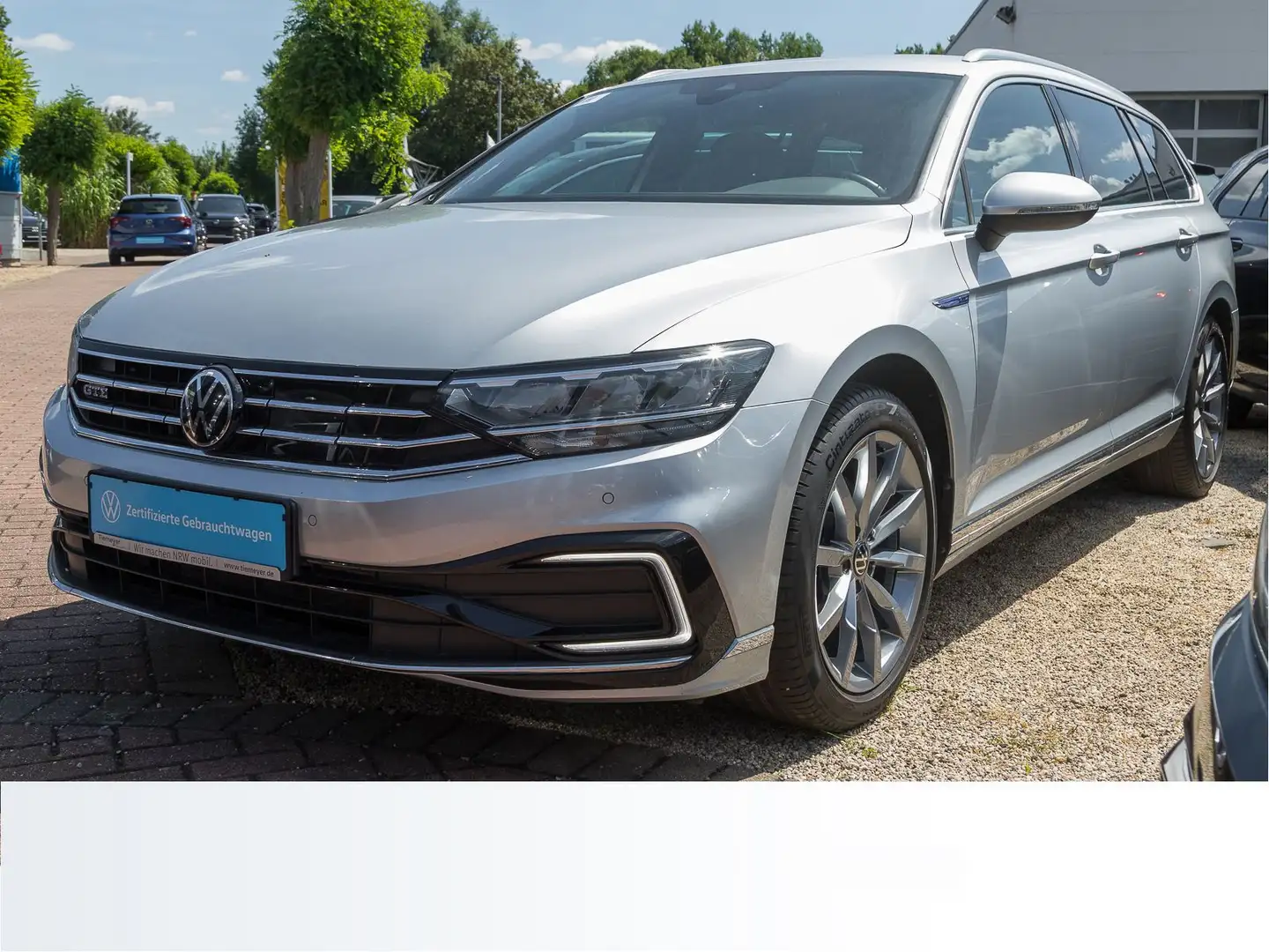 Volkswagen Passat Variant GTE LM18 STANDHZG AHK ALCANTARA Silber - 2