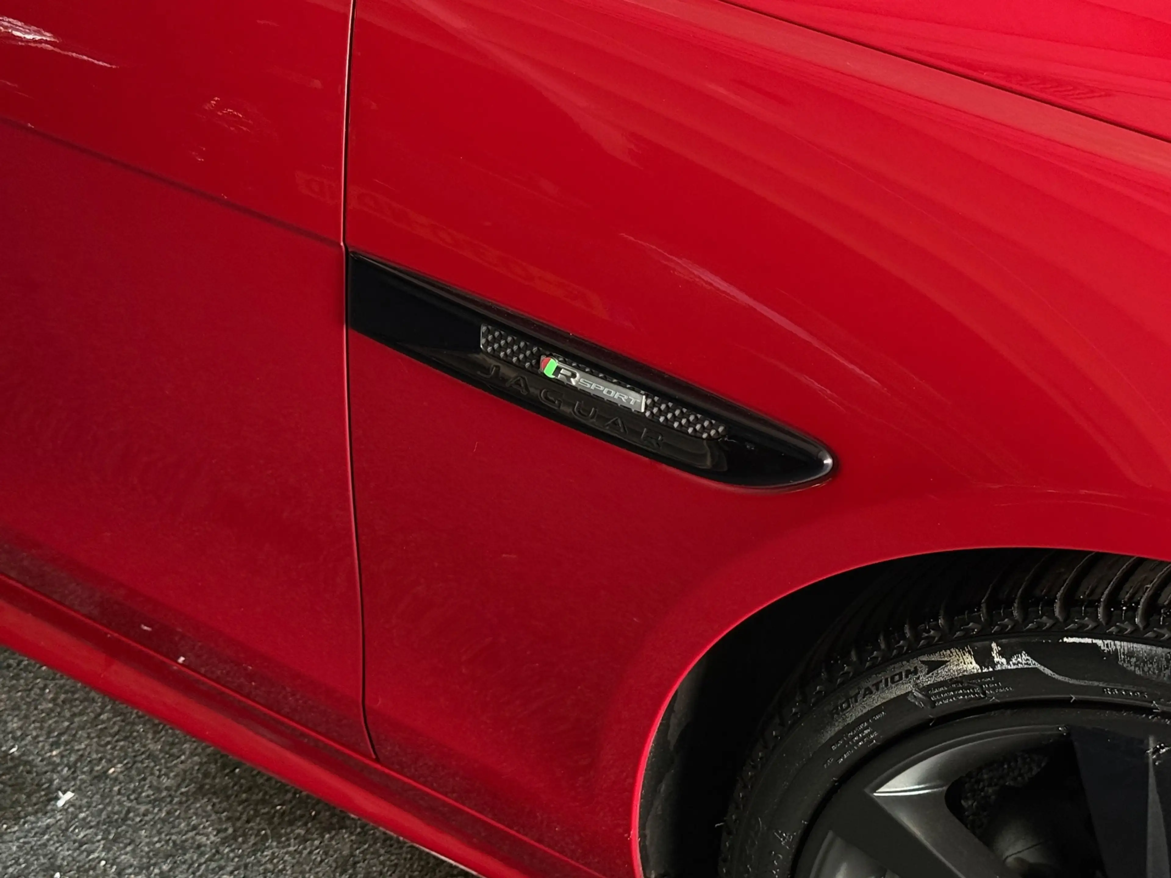 Jaguar XE 2.0 D Portfolio XENON/MERIDIAN/CAMERA/NAVI/LMVELGE — photo 14