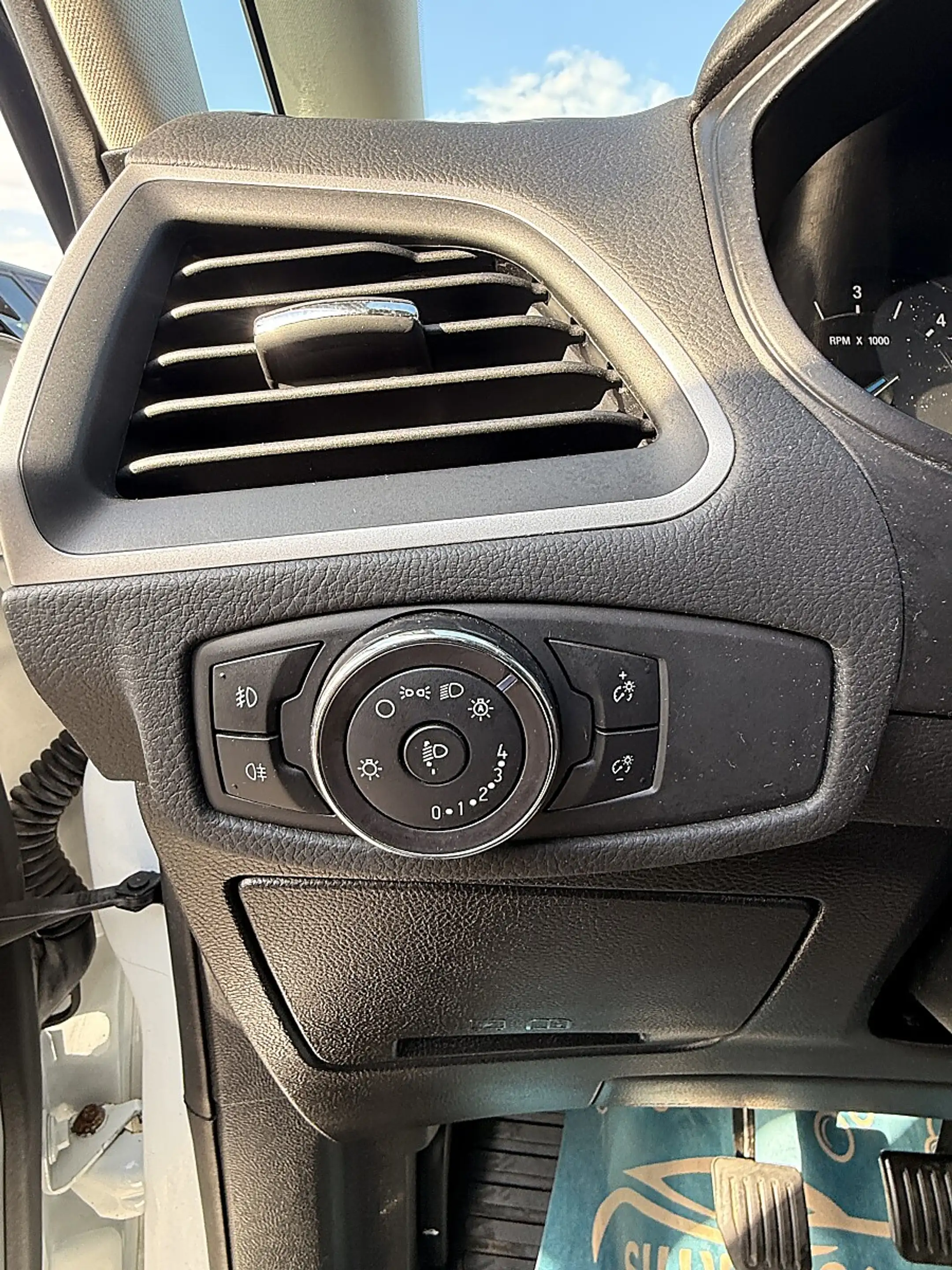 Ford Galaxy 2,0 EcoBlue SCR Business — photo 15