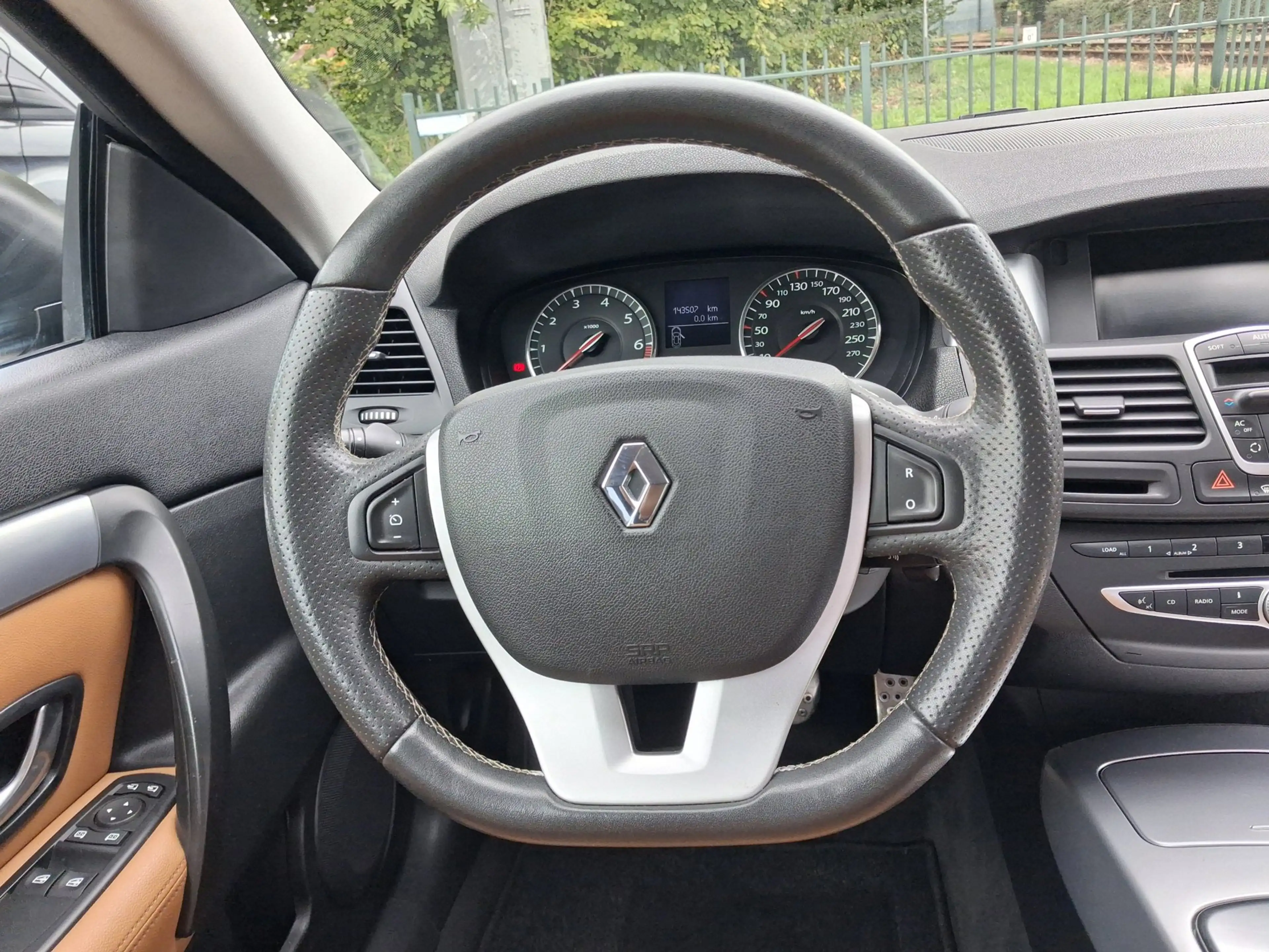 Renault Laguna Coupé 3.5 V6 Initiale AUTOMAAT leder ALLINPRIJS — photo 12