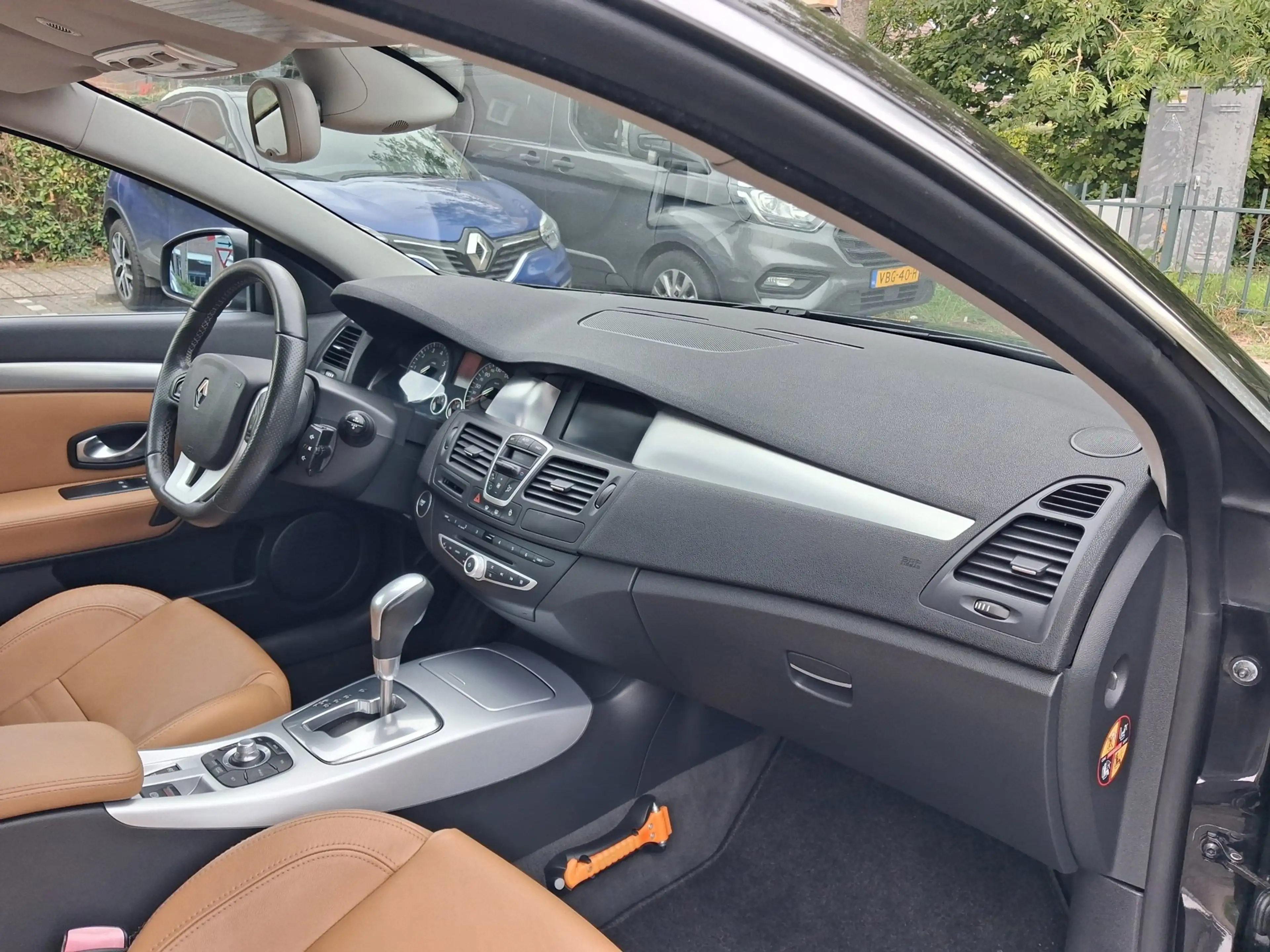 Renault Laguna Coupé 3.5 V6 Initiale AUTOMAAT leder ALLINPRIJS — photo 11