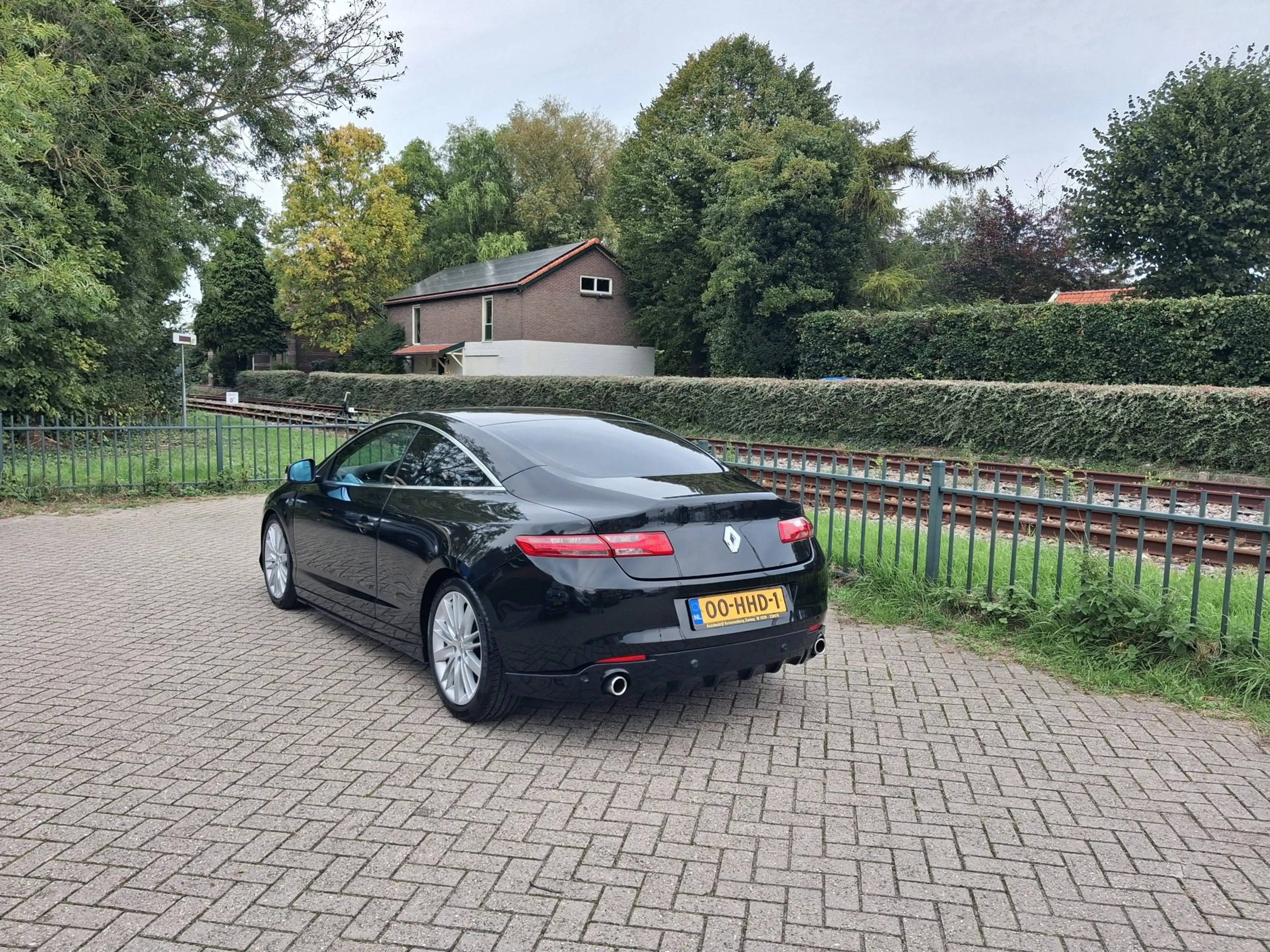 Renault Laguna Coupé 3.5 V6 Initiale AUTOMAAT leder ALLINPRIJS — photo 6