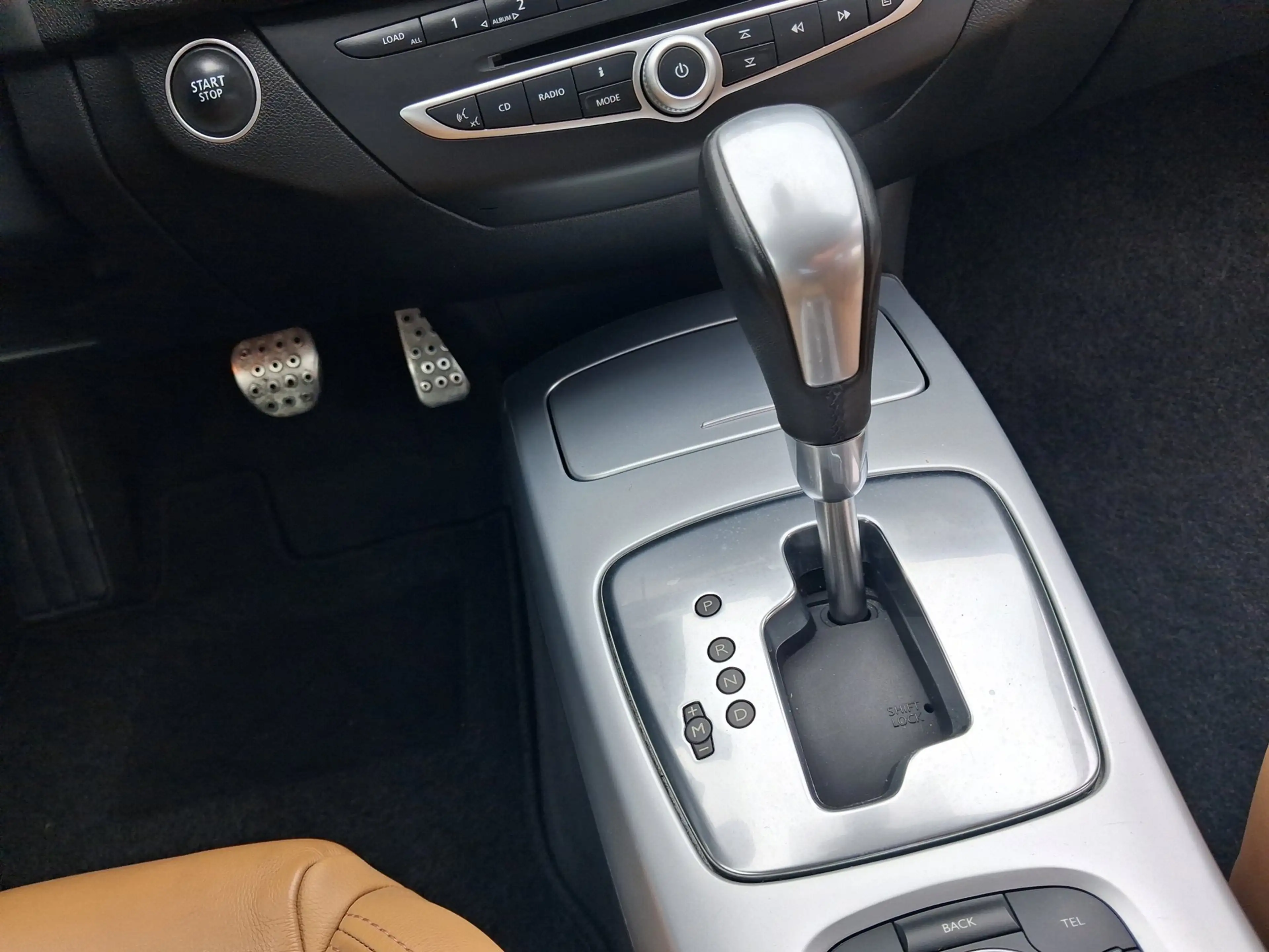 Renault Laguna Coupé 3.5 V6 Initiale AUTOMAAT leder ALLINPRIJS — photo 17