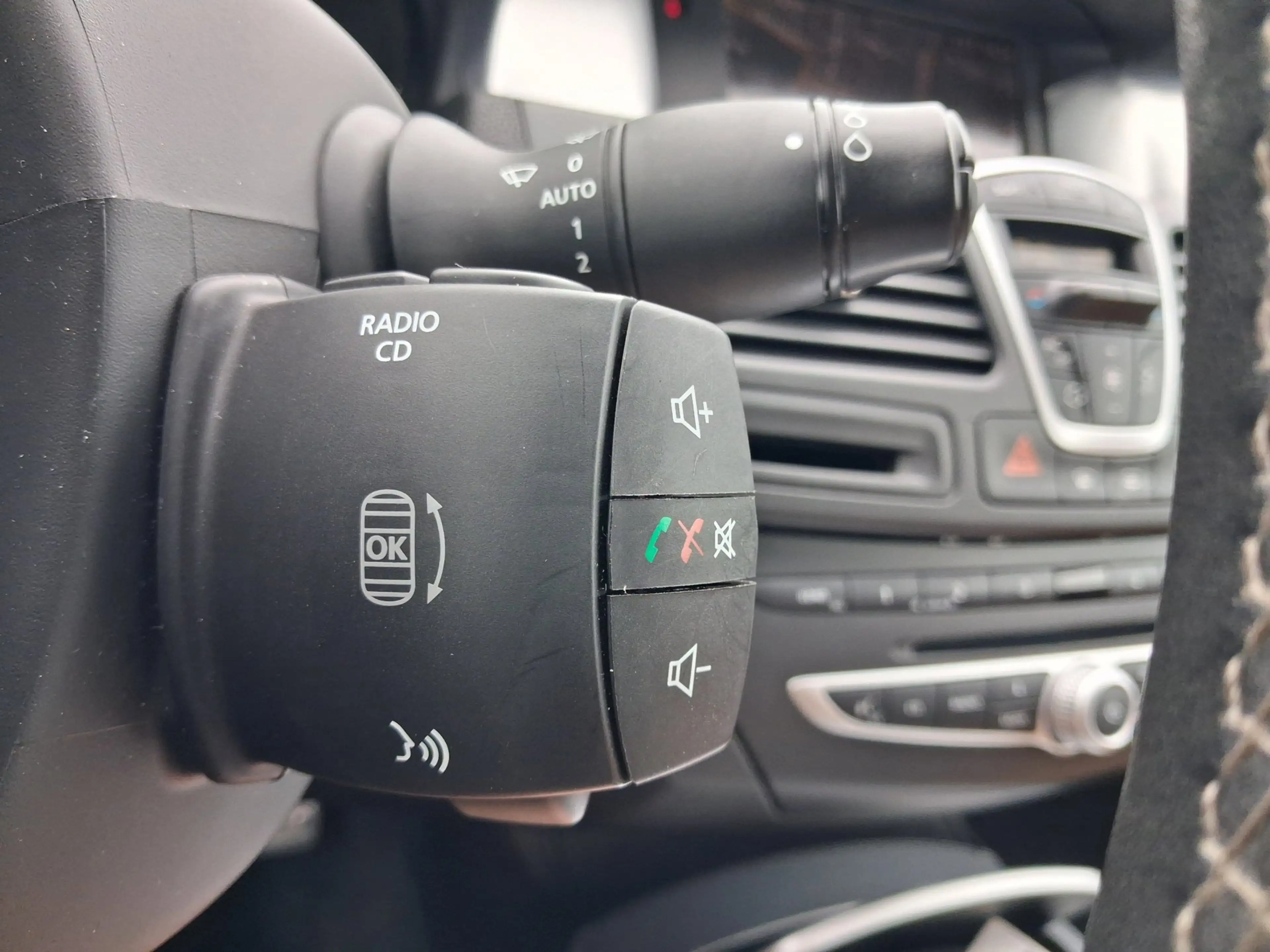 Renault Laguna Coupé 3.5 V6 Initiale AUTOMAAT leder ALLINPRIJS — photo 22