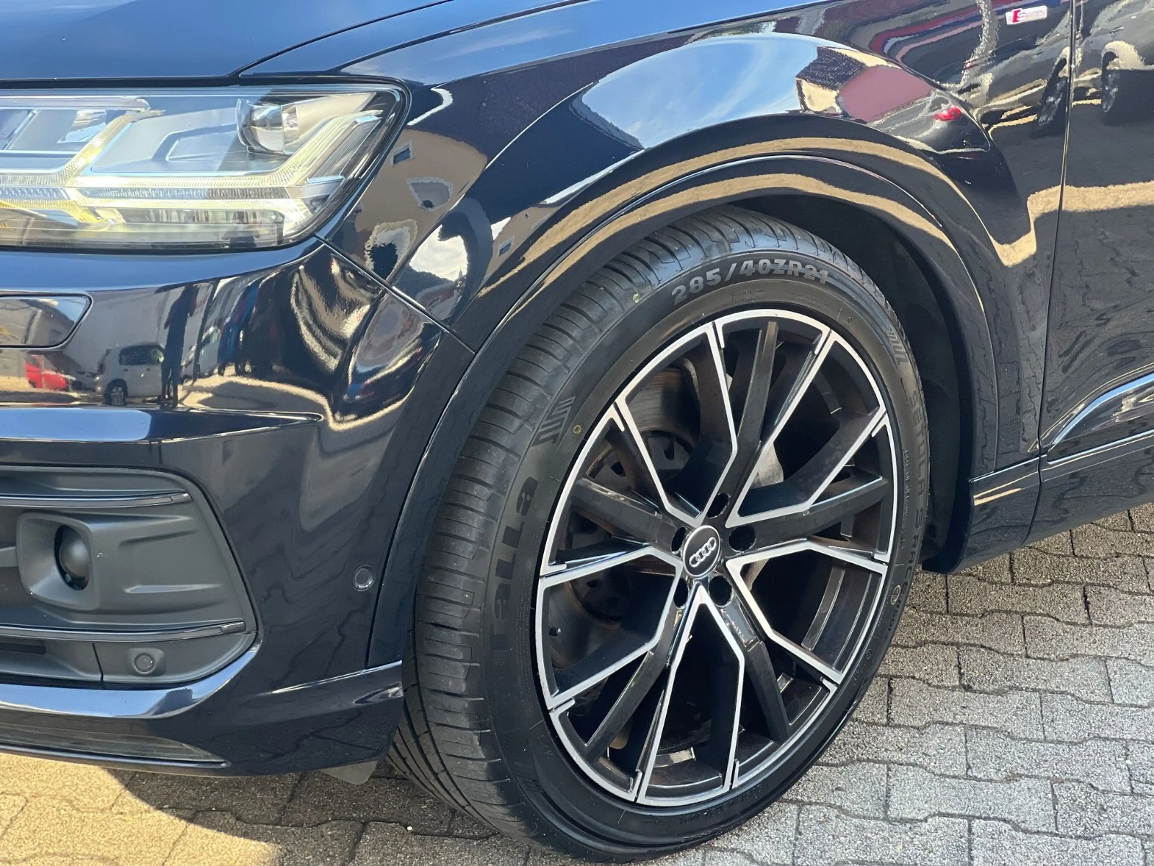 Audi Q7 3.0 TDI quattro Allradlenkung S-Line 7 Sitz — photo 8