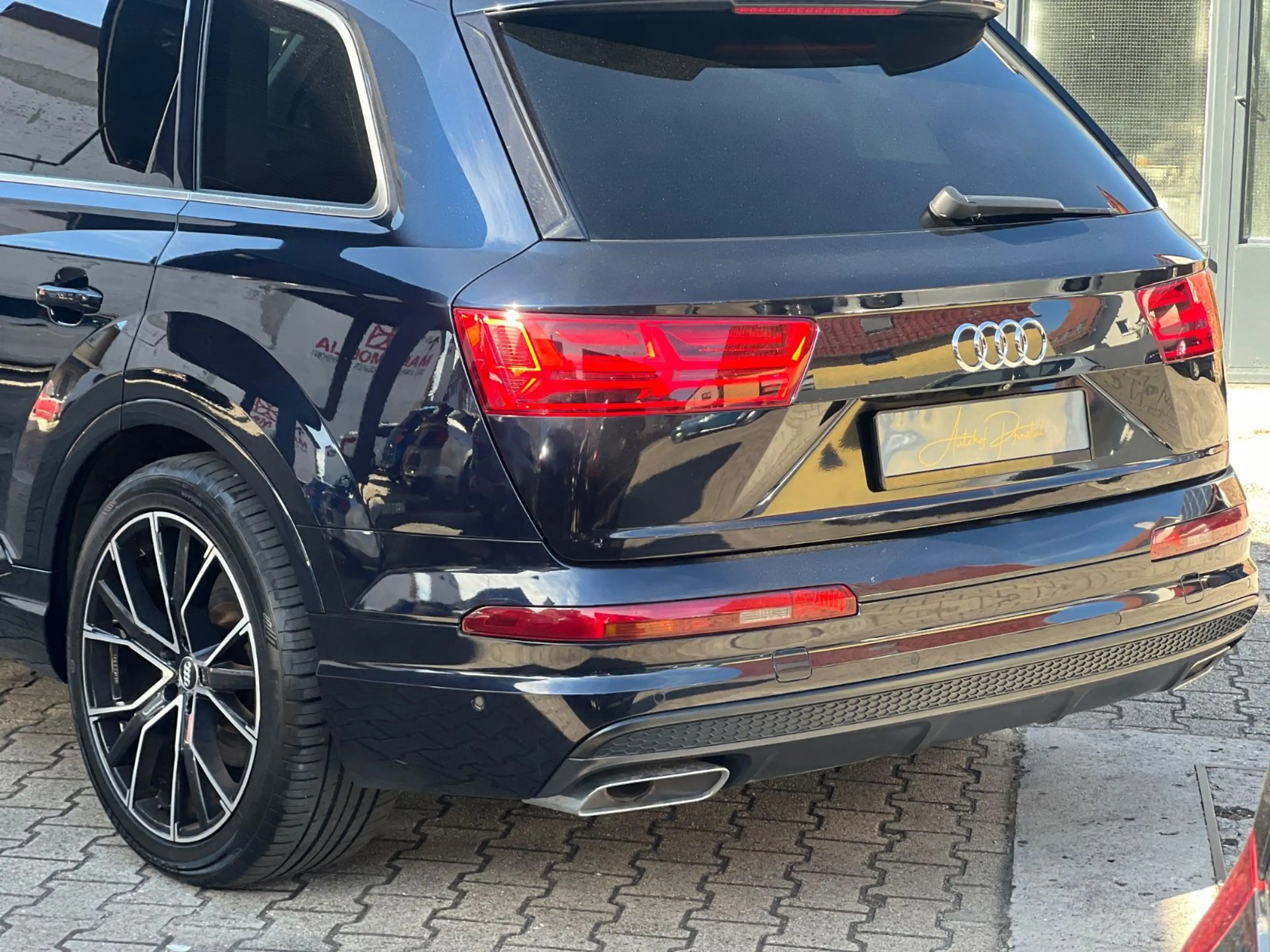 Audi Q7 3.0 TDI quattro Allradlenkung S-Line 7 Sitz — photo 6
