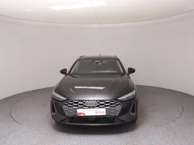 Audi A5 view 3