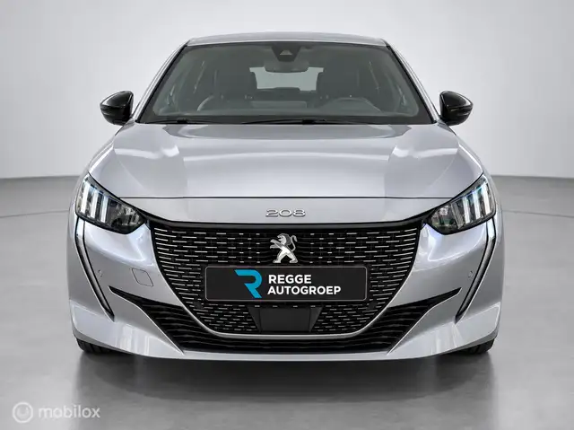 Peugeot E-208 view 7