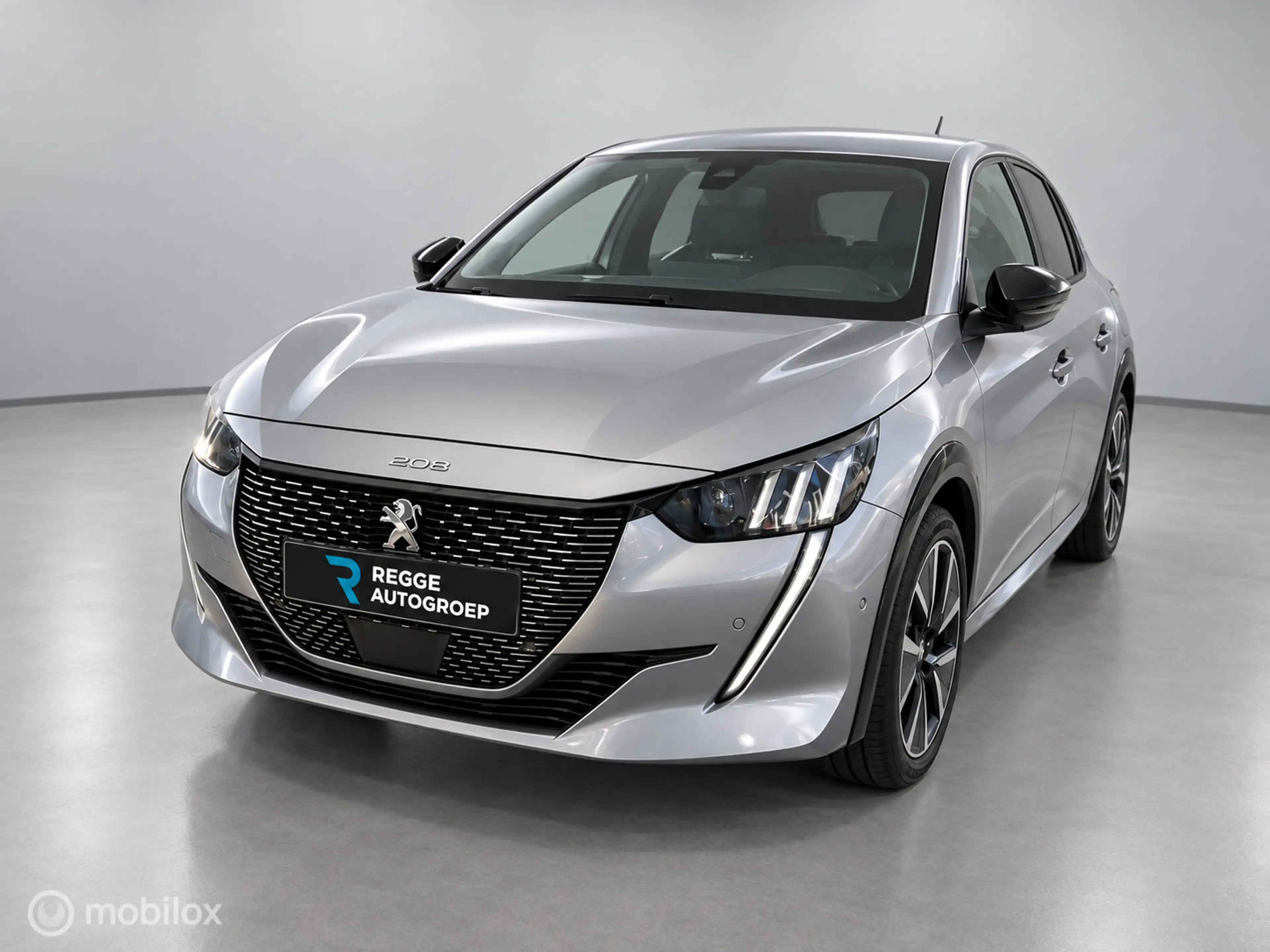 Peugeot e-208 EV GT 350 50 kWh KEYLESS | CARPLAY | LED — photo 6