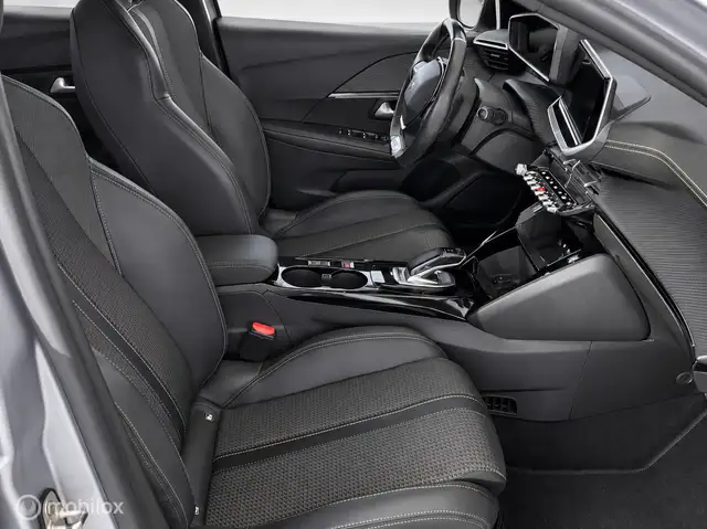 Peugeot E-208 view 13