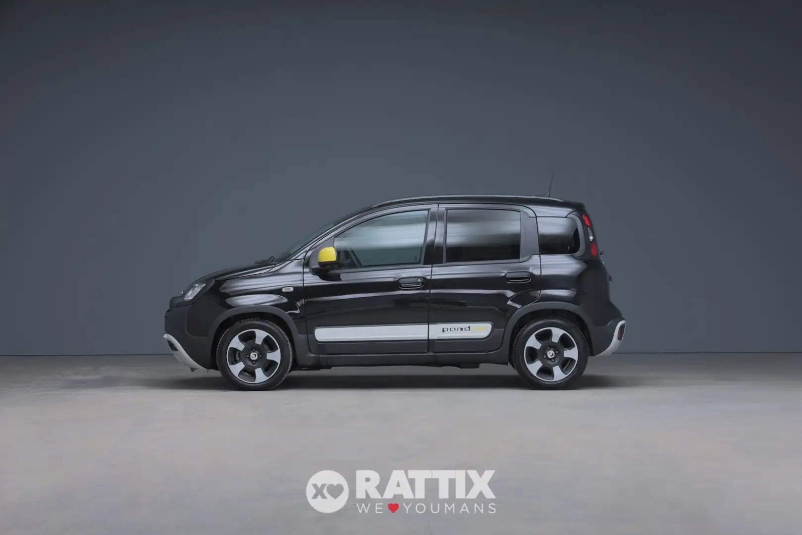 Fiat Panda Pandina 1.0 Firefly Hybrid 70CV Cross Noir - 2