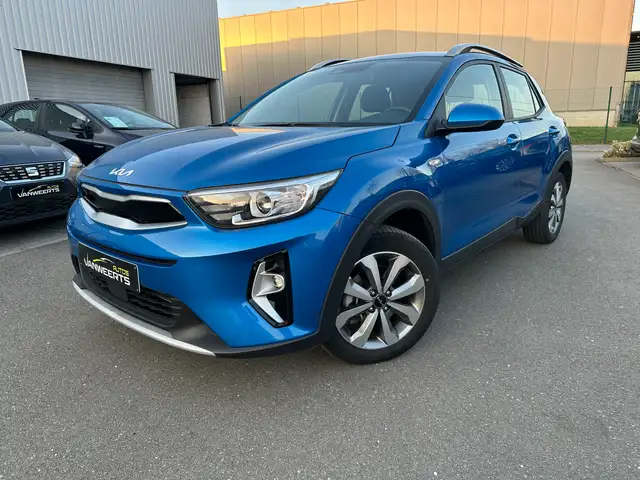 Kia Stonic 1.2i benzine, slechts 8.000 km! CARPLAY / CAMERA