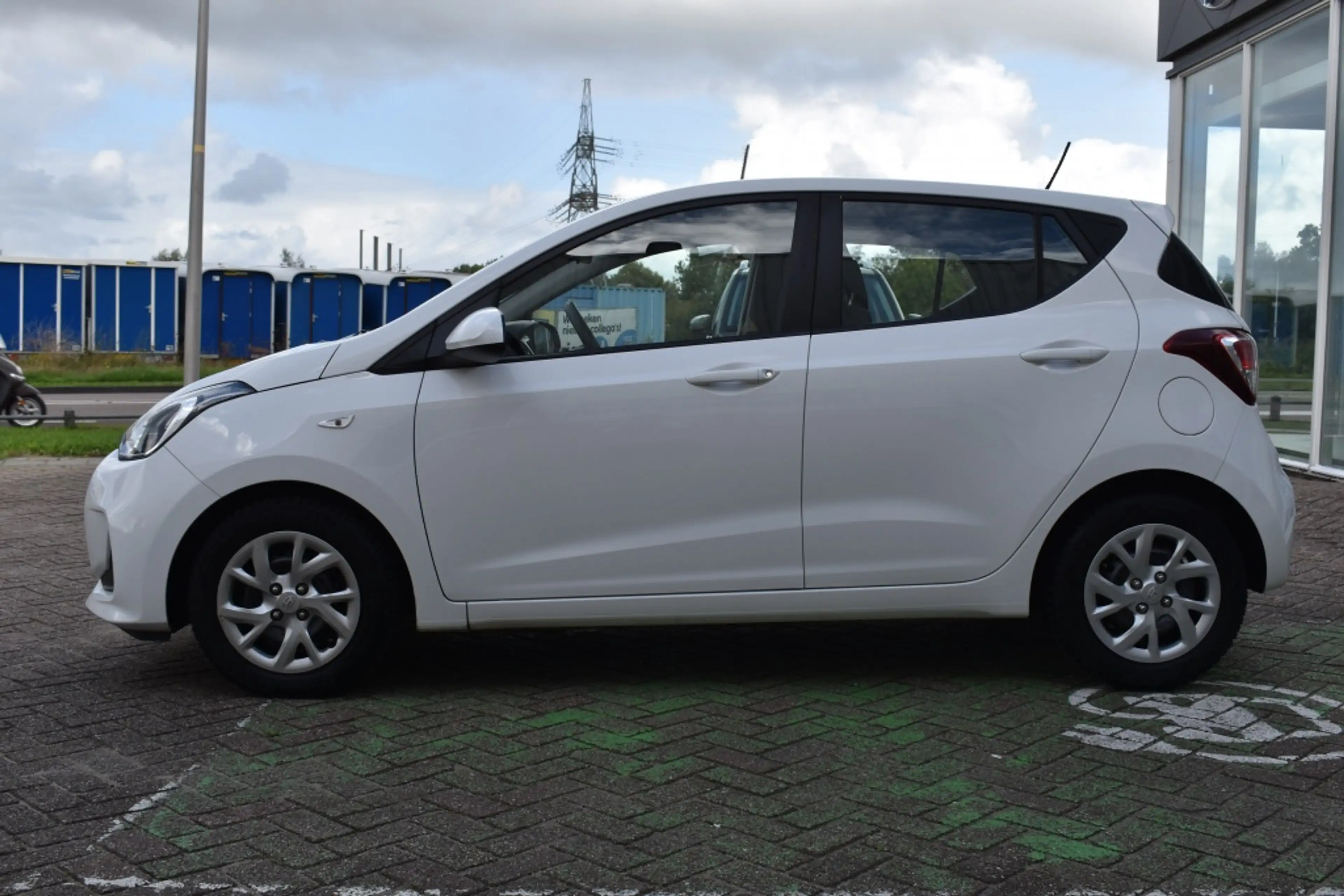 Hyundai i10 1.0i Comfort Navi/Carplay/Airco/Bluetooth/Pdc/Rijk — photo 4