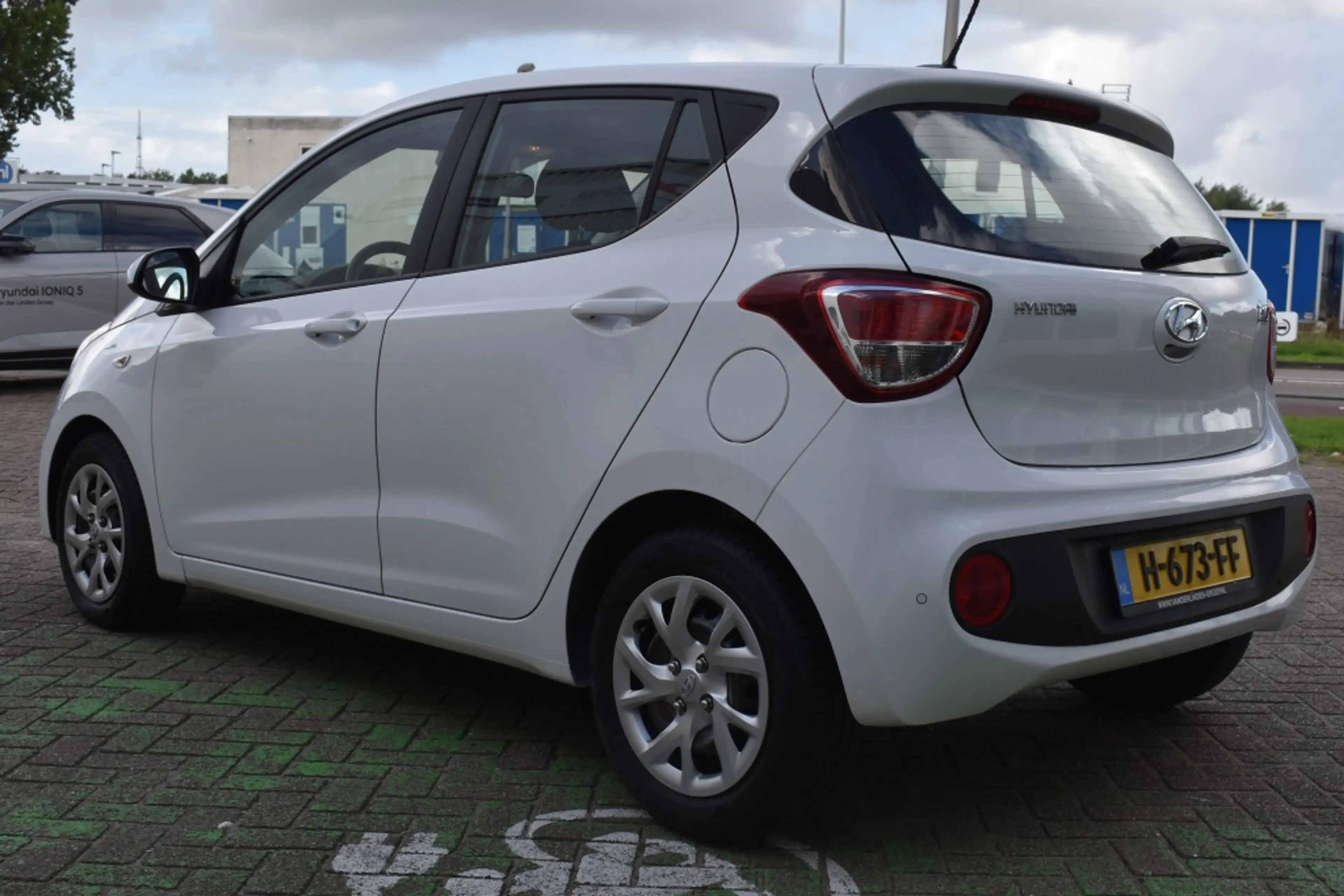 Hyundai i10 1.0i Comfort Navi/Carplay/Airco/Bluetooth/Pdc/Rijk — photo 5
