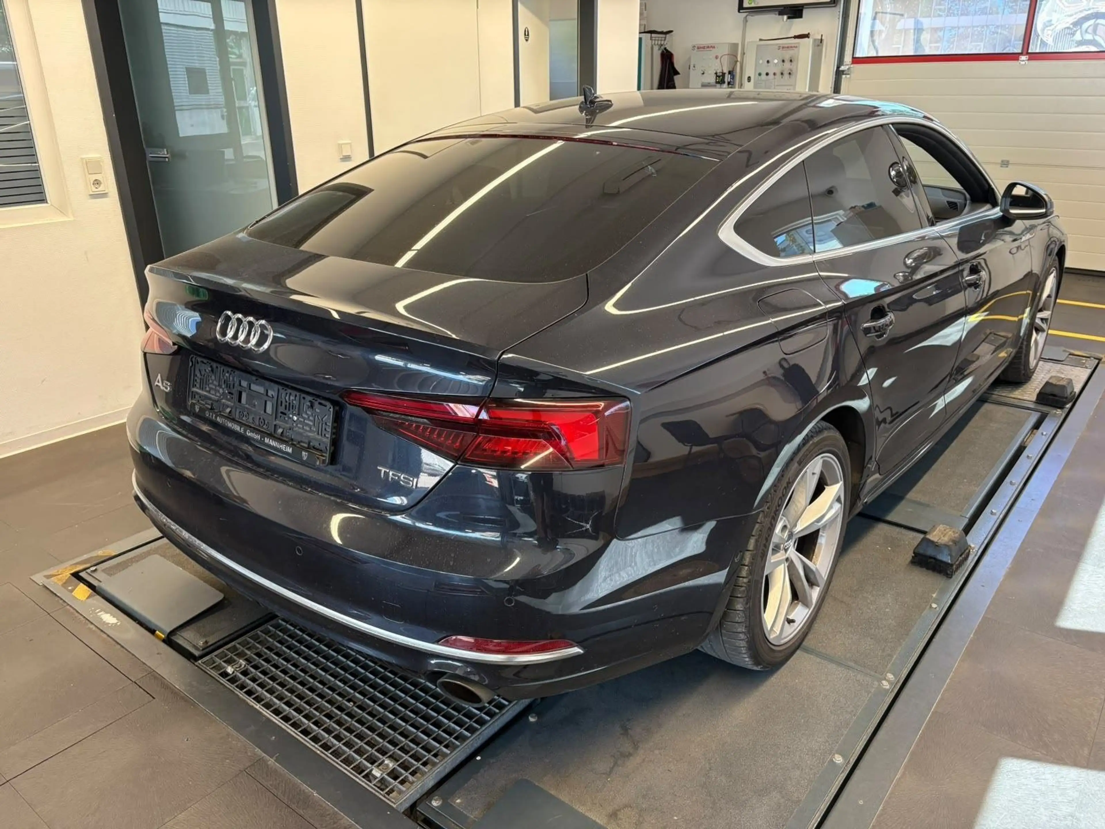 Audi A5 Sportback 2.0 TFSI Sport/MMI-NAVI/LED/VIRTUAL — photo 2