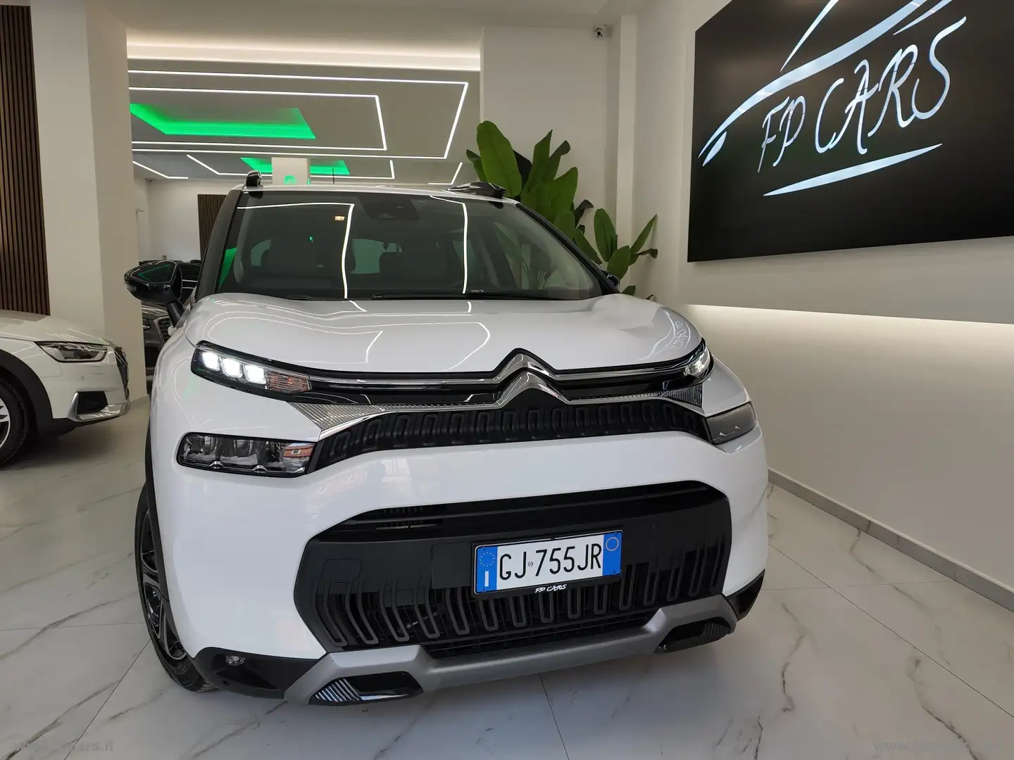 Citroen C3 Aircross BlueHDi 110 S&S Shine Pack Bianco - 2