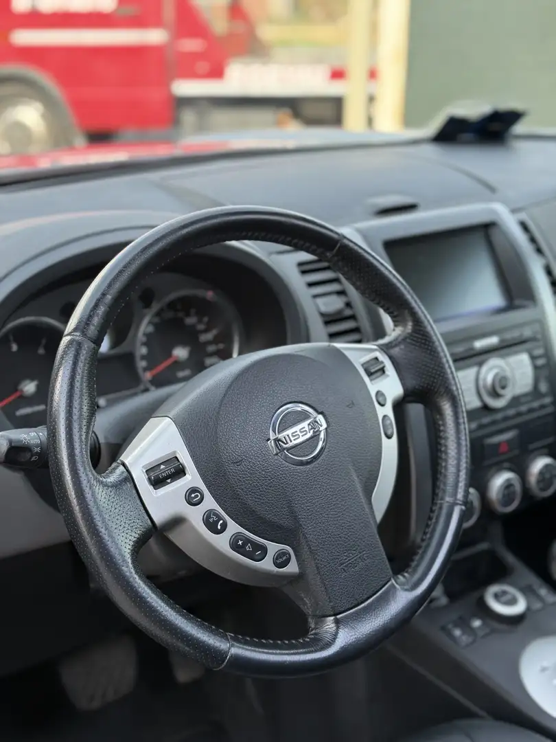 Nissan X-Trail 2.0 dci LE - 2