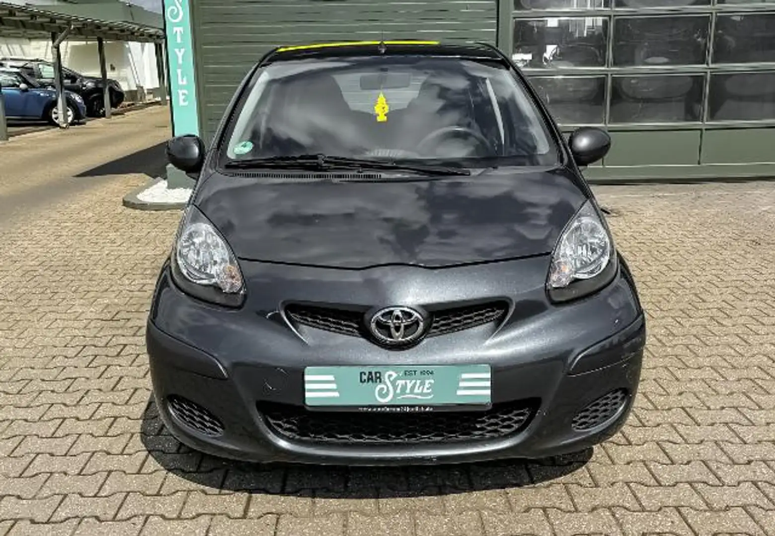 Toyota Aygo 1.0 Cool TÜV Gris - 2