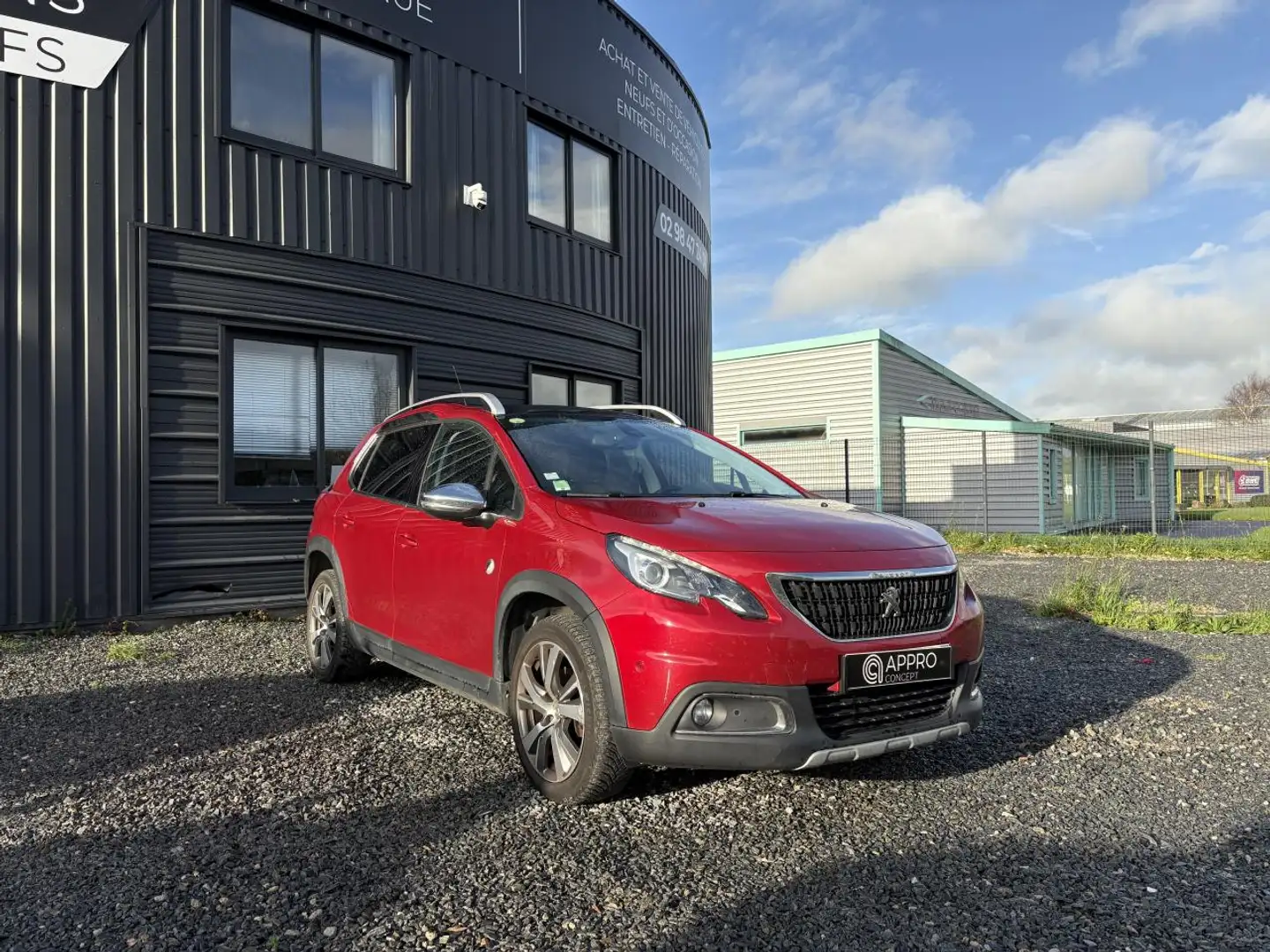Peugeot 2008 1.6 BlueHDi S\u0026S - 120  Crossway PHASE 2 Rouge - 2