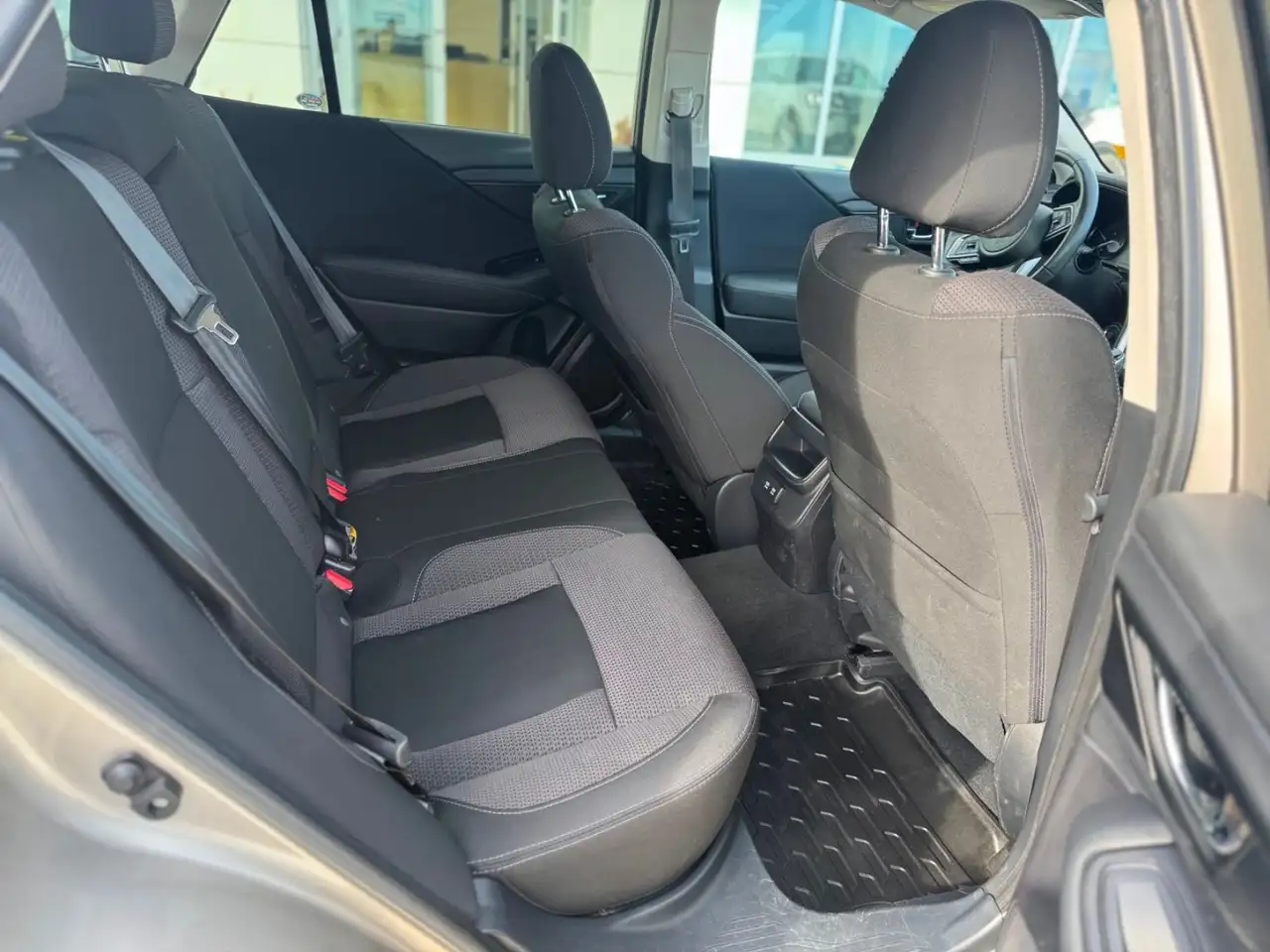 Subaru OUTBACK снимка Subaru OUTBACK