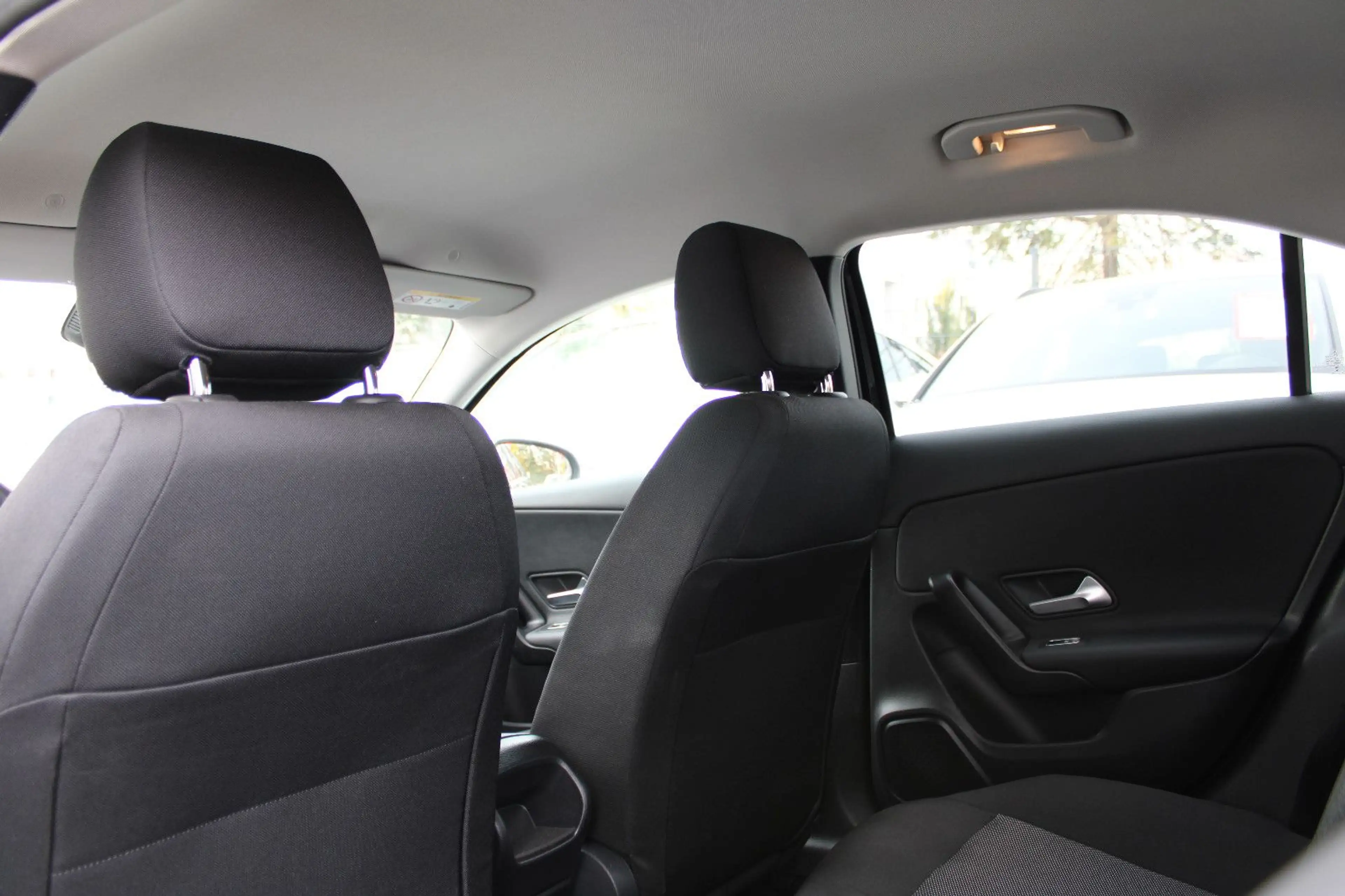 Mercedes-Benz A 200 d DCT 4Matic Limousine/Navi/Kamera/Sitzhzg — photo 14