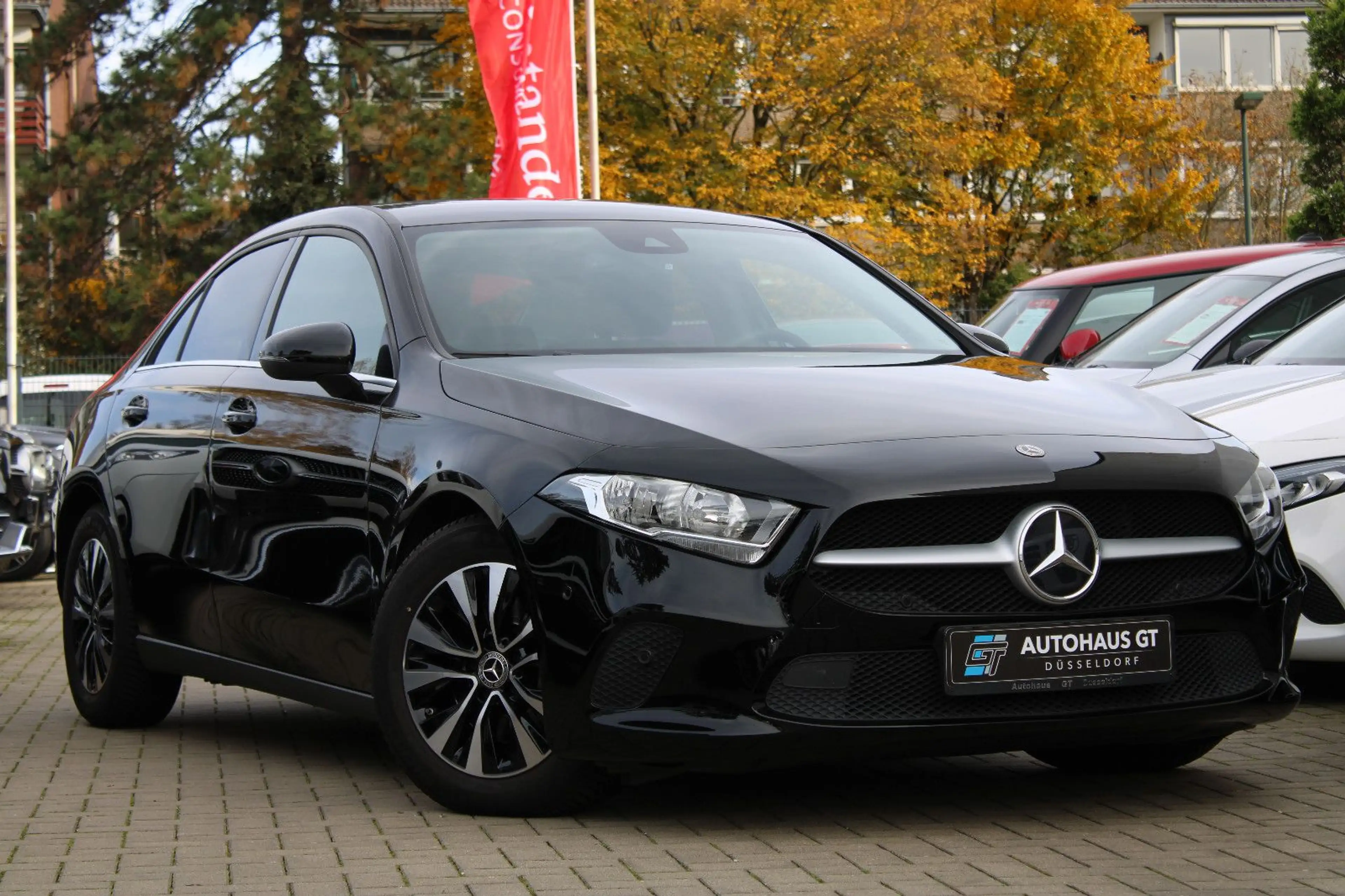 Mercedes-Benz A 200 d DCT 4Matic Limousine/Navi/Kamera/Sitzhzg — photo 3