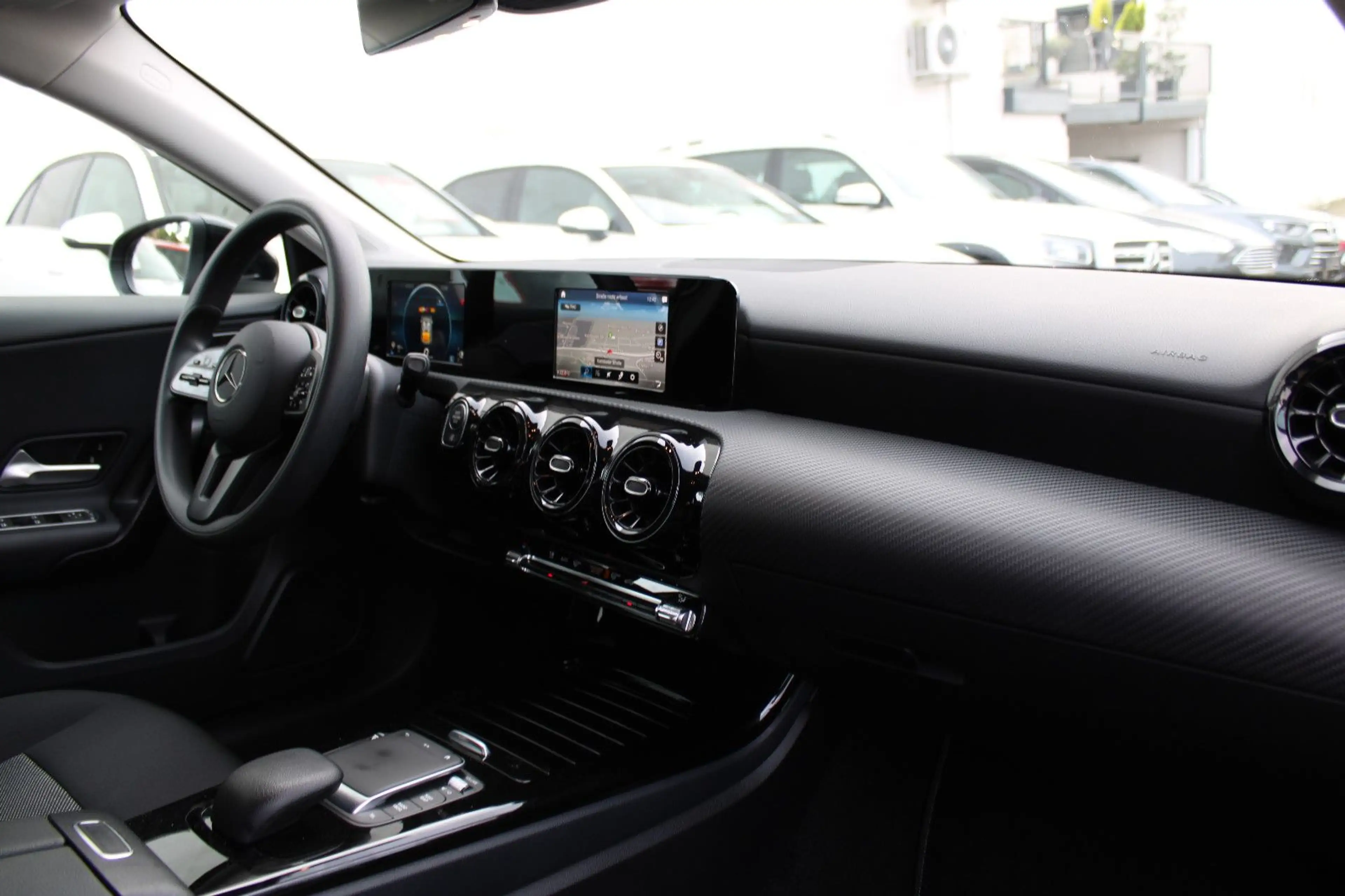 Mercedes-Benz A 200 d DCT 4Matic Limousine/Navi/Kamera/Sitzhzg — photo 10