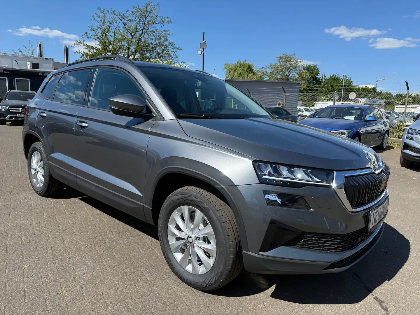 Skoda Karoq 1.5 TSI DSG Selection/Panorama/Kamera Gris - 2