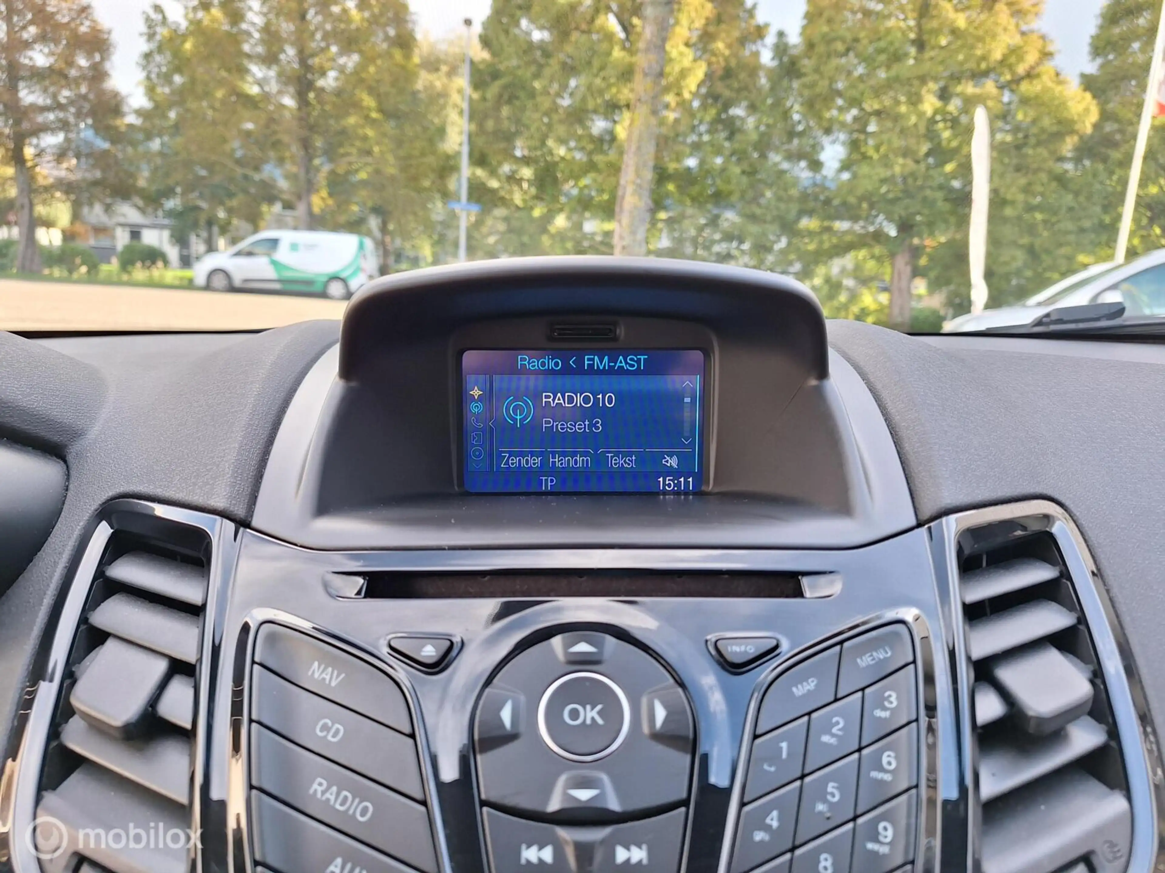 Ford Fiesta 1.0 ECOBOOST TITANIUM — photo 21