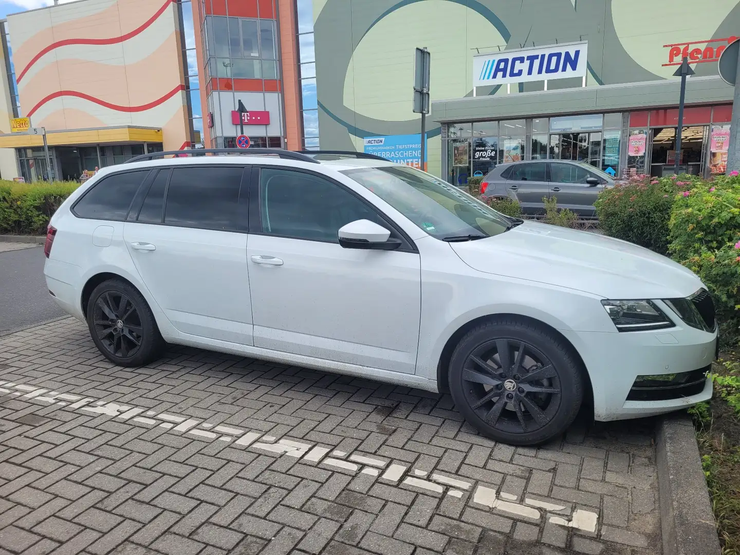 Skoda Octavia 1.5 TSI ACT DSG Style - 1