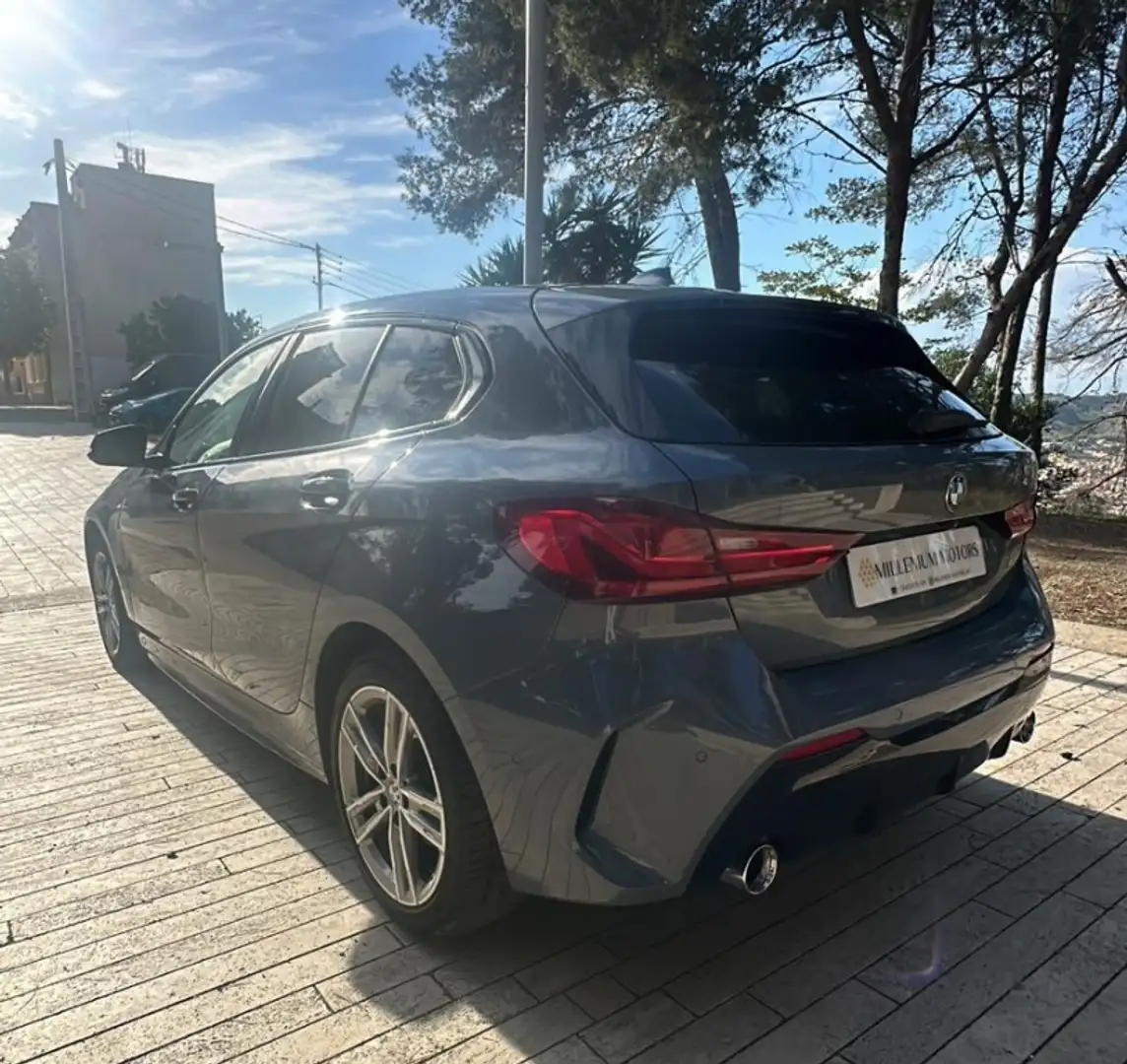 BMW 118 118d M Sport Gris - 2