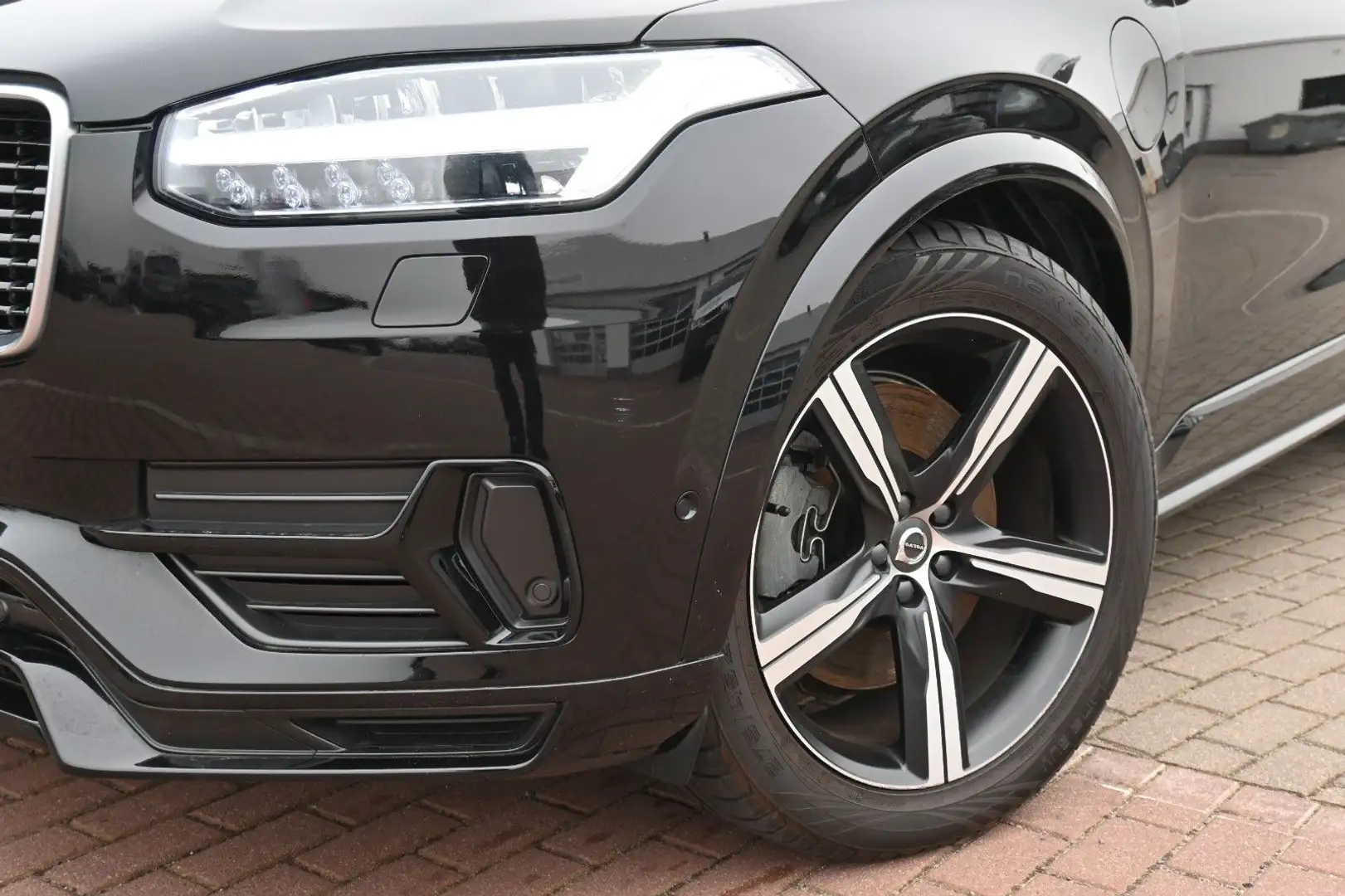 Volvo XC90 T8 R Design*LED*LUFT*360°ACC*STHZ*HuD*7Si* Schwarz - 2