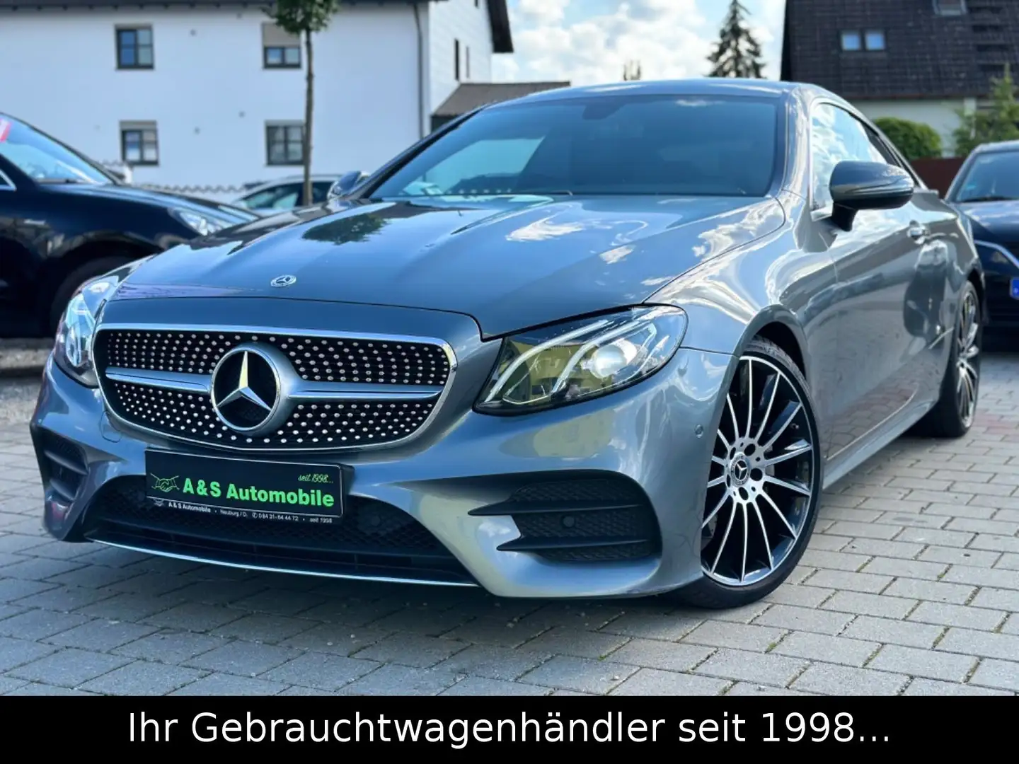 Mercedes-Benz E 220 d Coupe AMG LINE *BURMESTER/LED/KAMERA/"20" Grau - 1