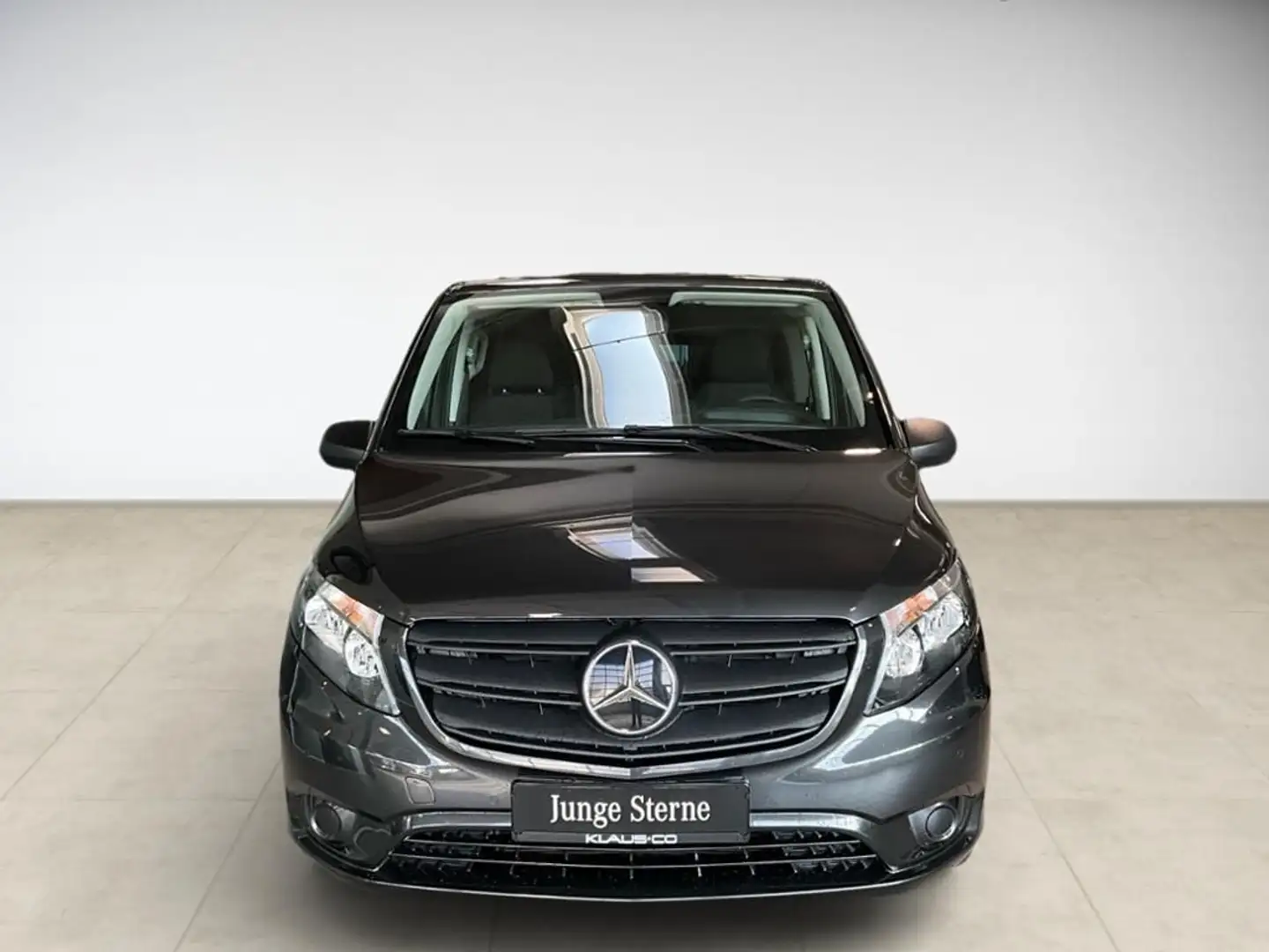 Mercedes-Benz Vito 116 CDI TOURER extralang PDC AUT KlimaA Grey - 2
