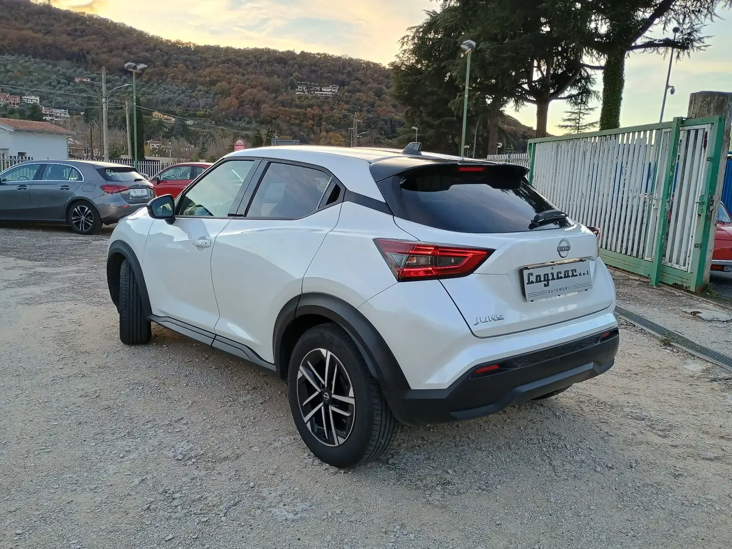 Nissan Juke 1.0 dig-t N-Connecta 114cv*AUTOMATICA**NEW MODEL* Bianco - 2