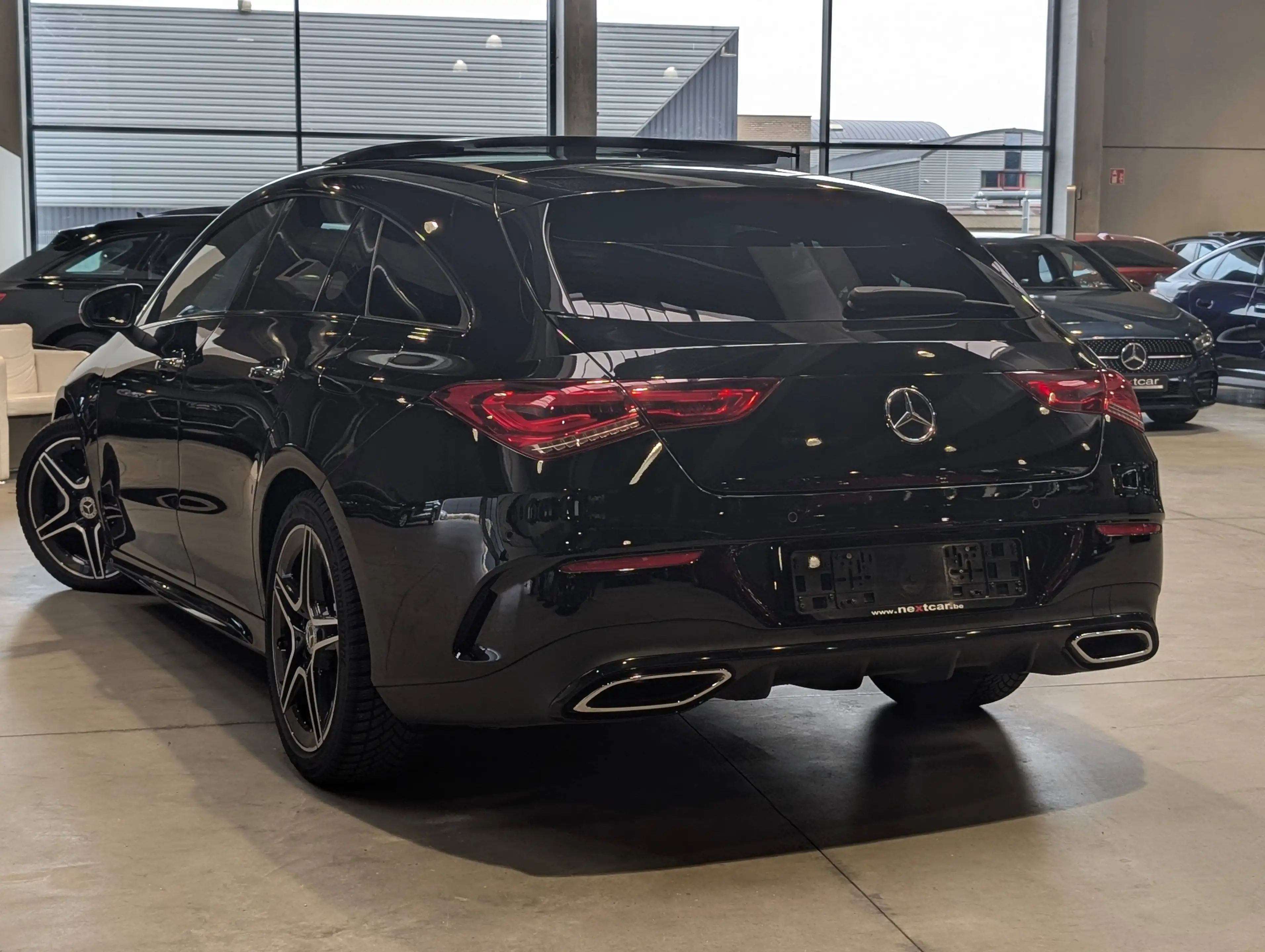 Mercedes-Benz CLA 180 d ShootingBrake AMG 8GTRONIC LED-NAVI-PARKTRONIC-CAM — photo 4